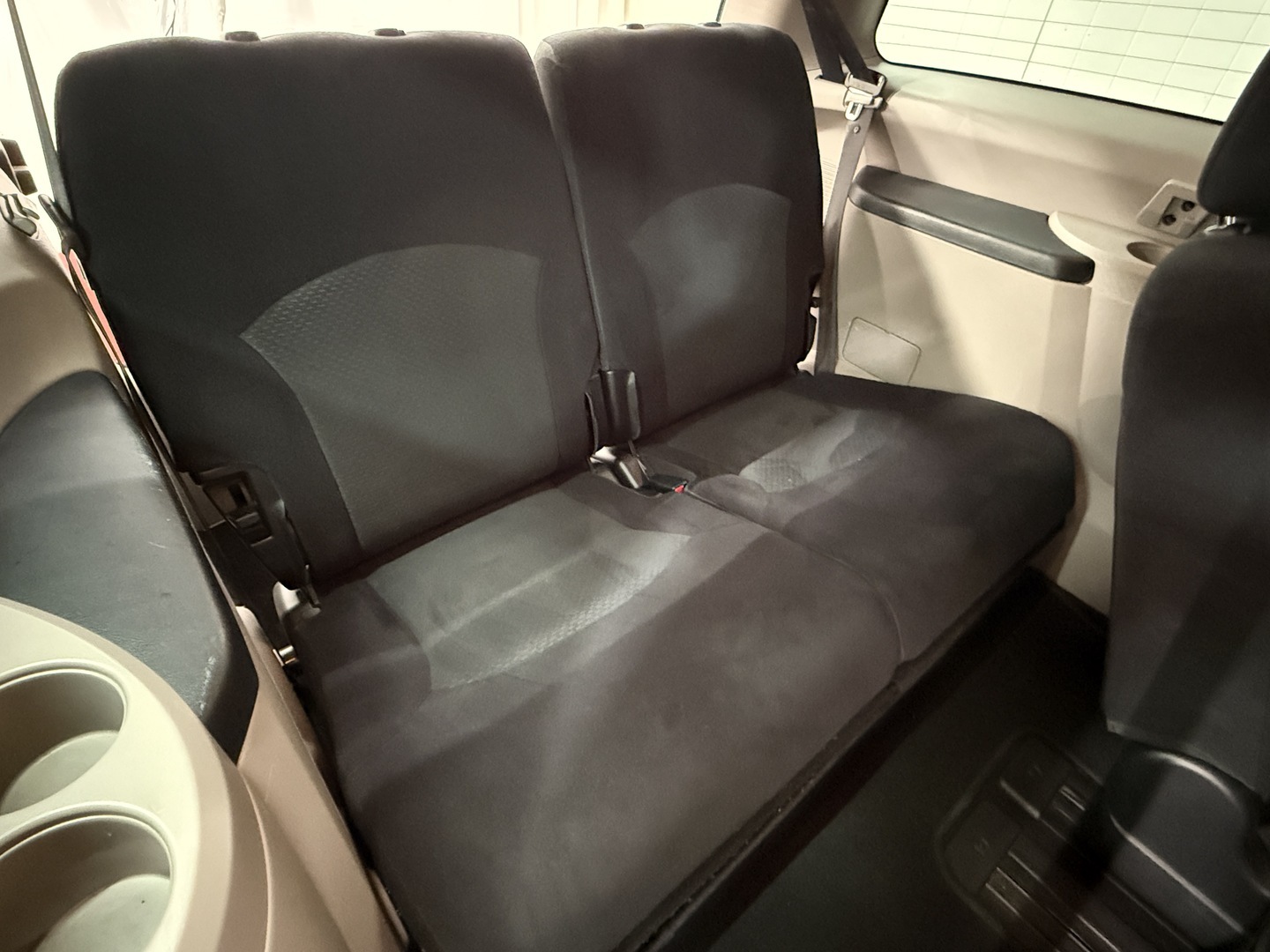 MITSUBISHI Grandis 2009