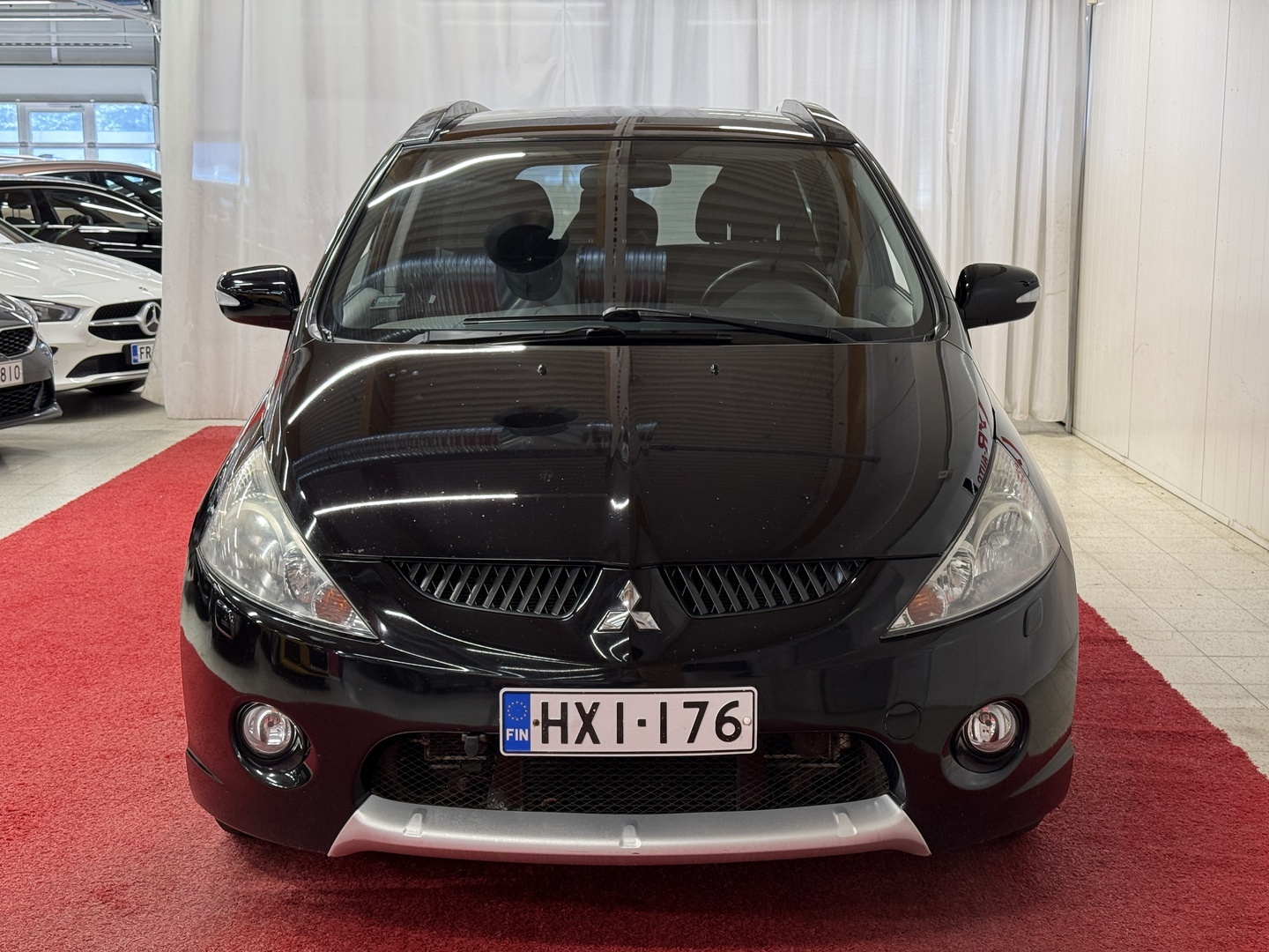 MITSUBISHI Grandis 2009