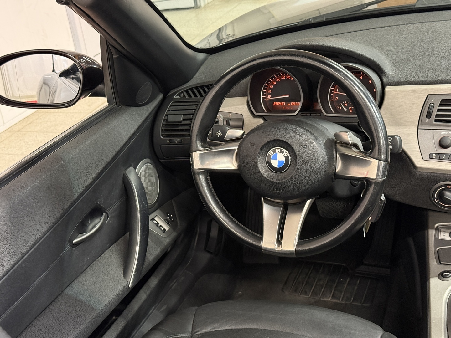 BMW Z4 2003