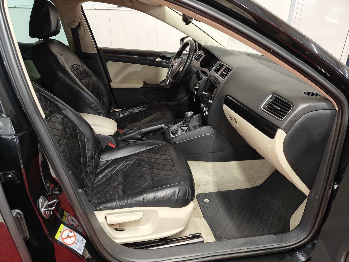 VOLKSWAGEN Jetta 2013