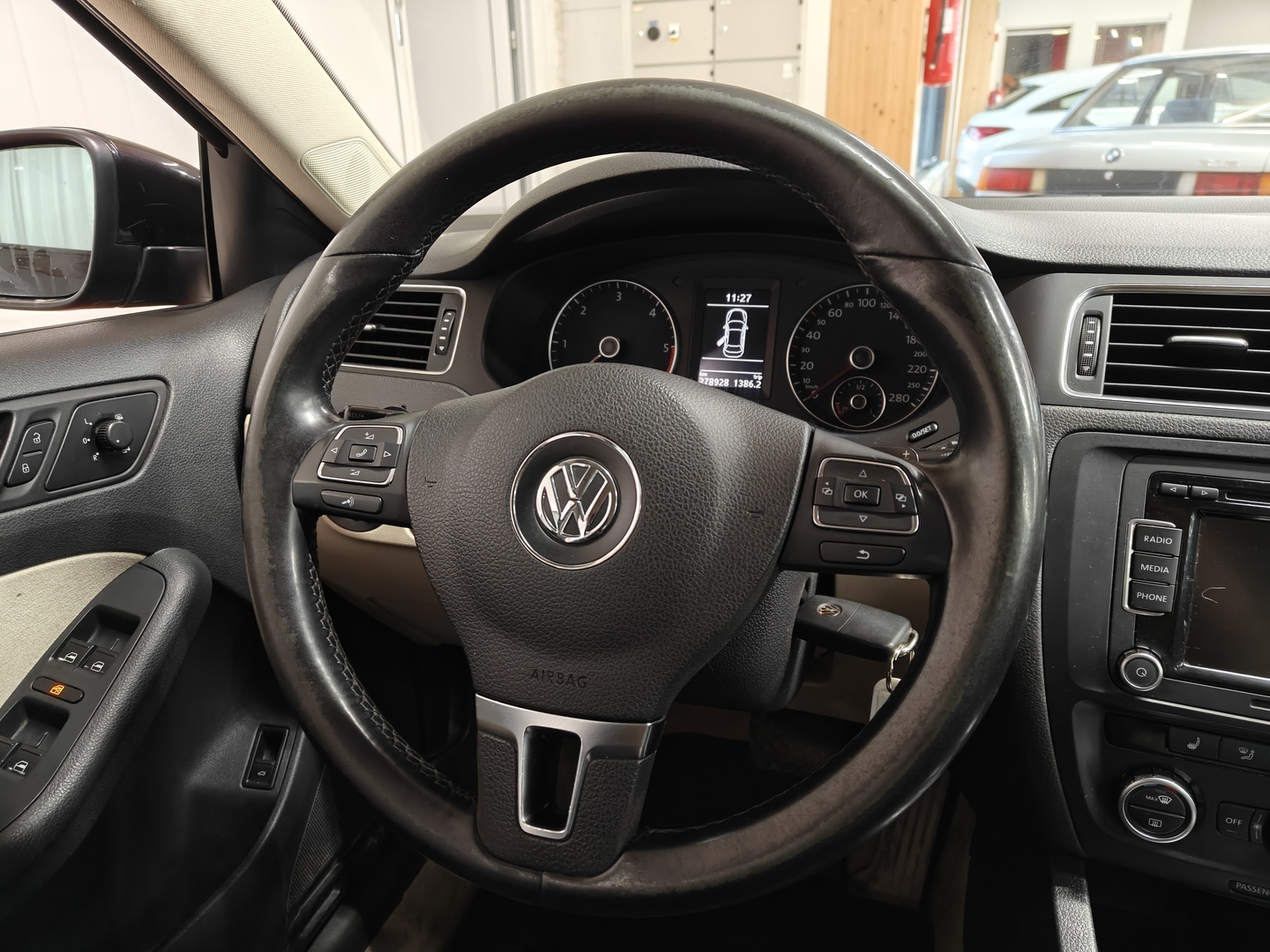 VOLKSWAGEN Jetta 2013