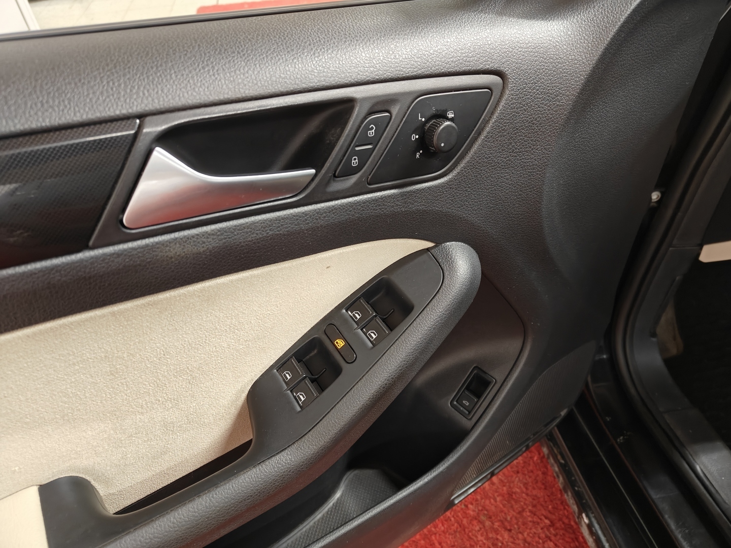 VOLKSWAGEN Jetta 2013