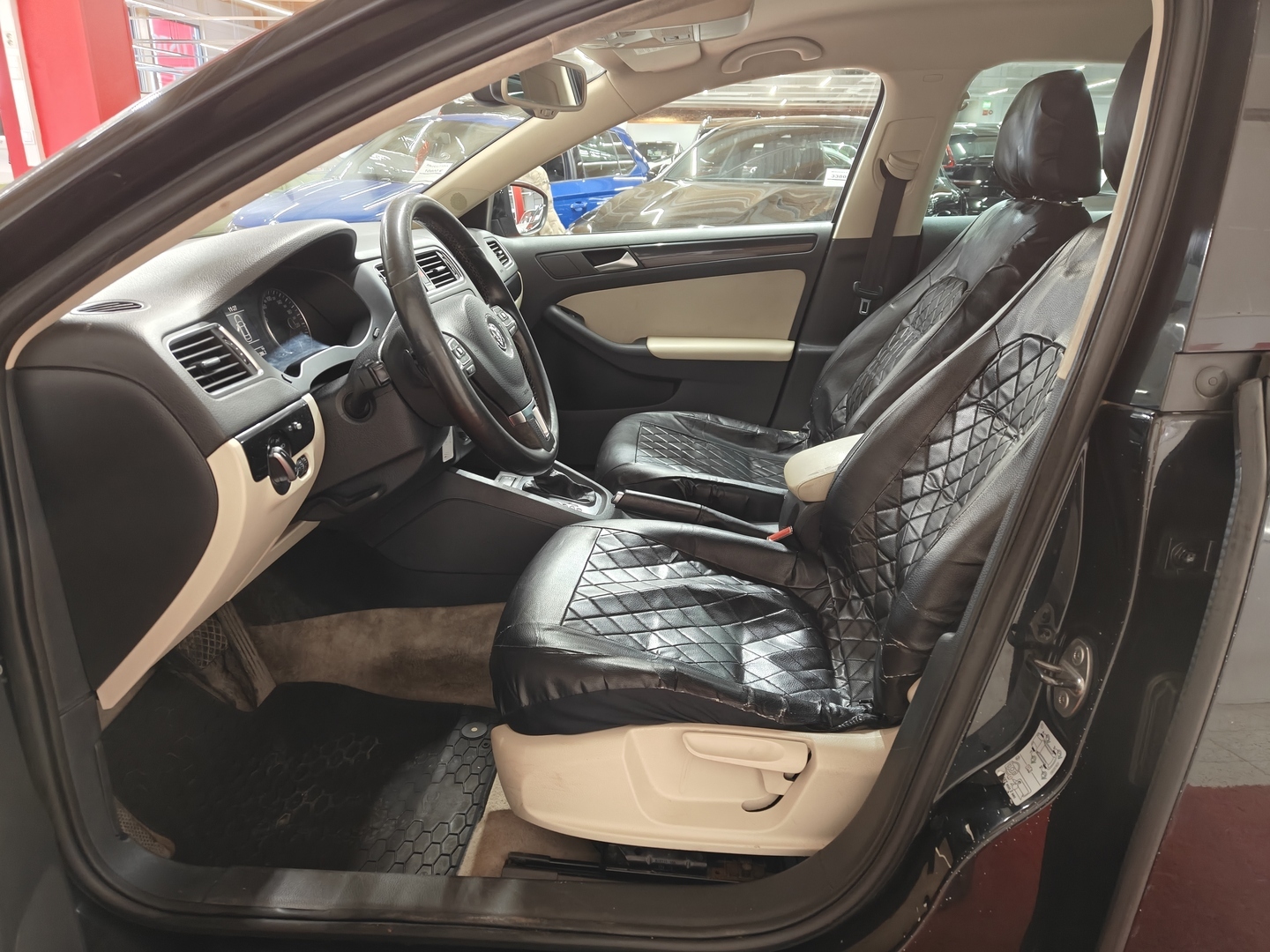 VOLKSWAGEN Jetta 2013