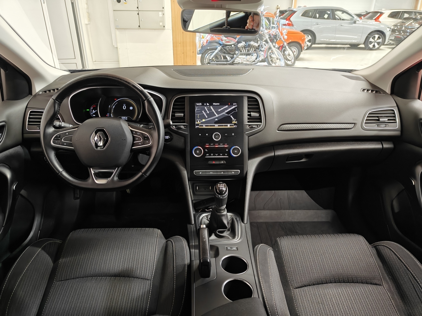 RENAULT Megane 16