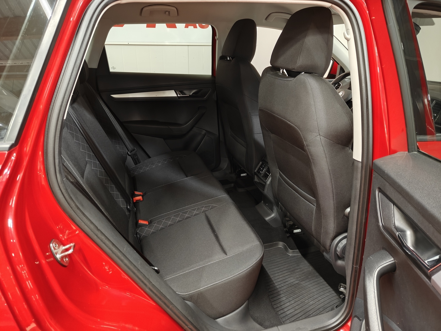 SKODA Karoq 12