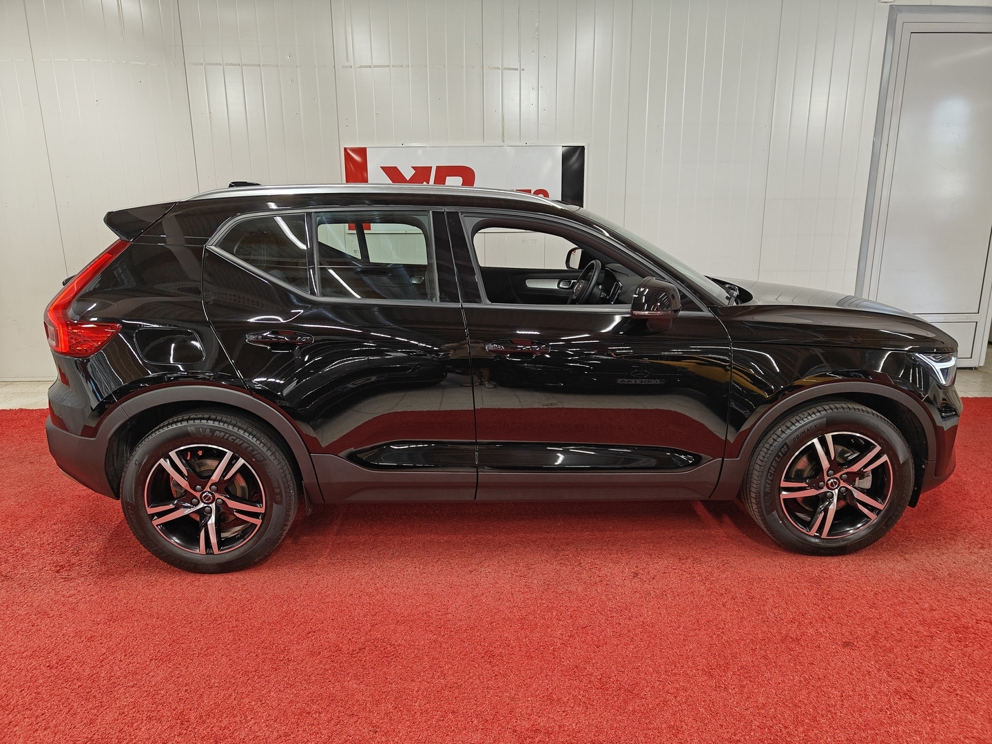 VOLVO XC40 2