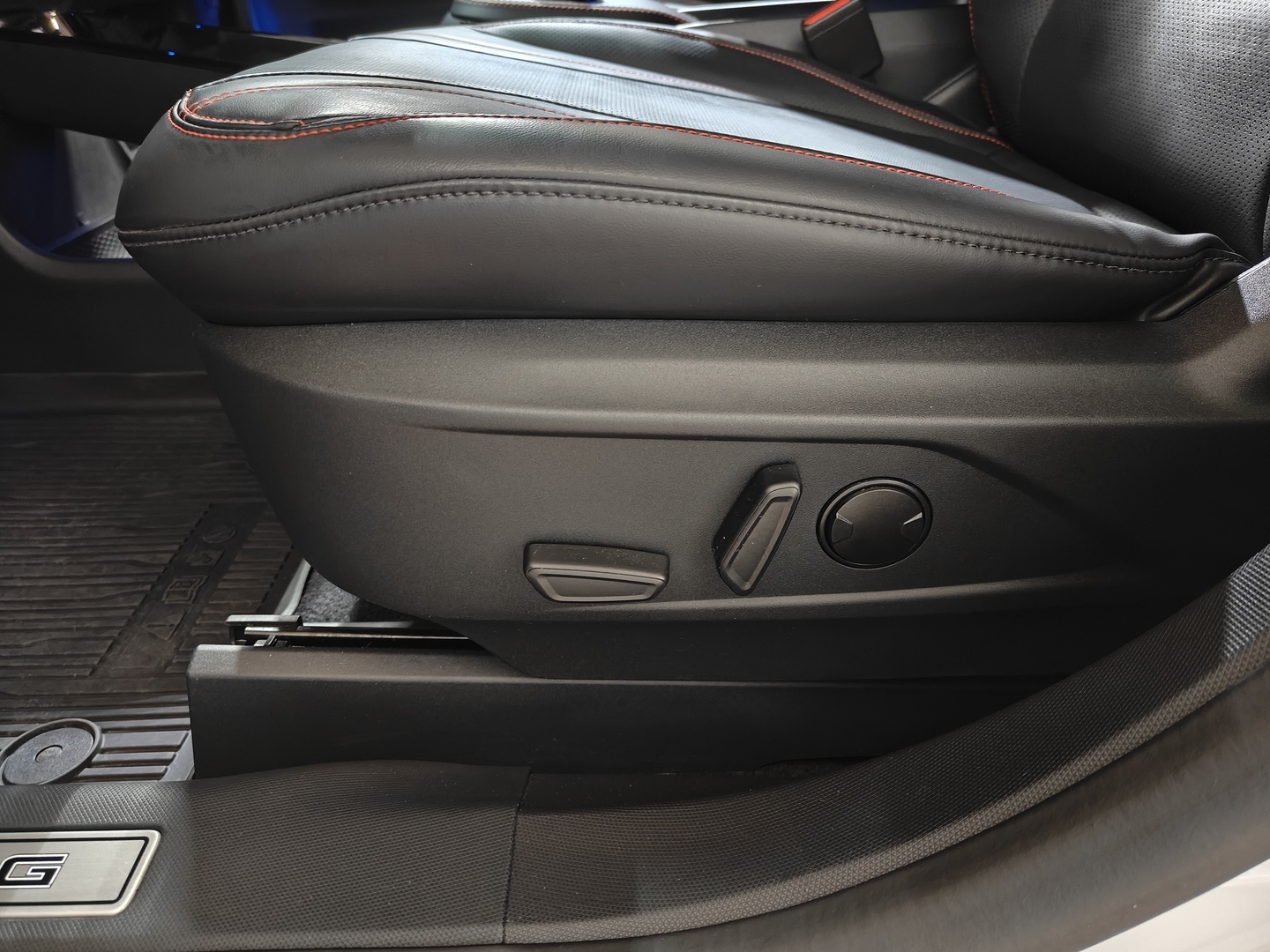FORD Mustang Mach-E 2023