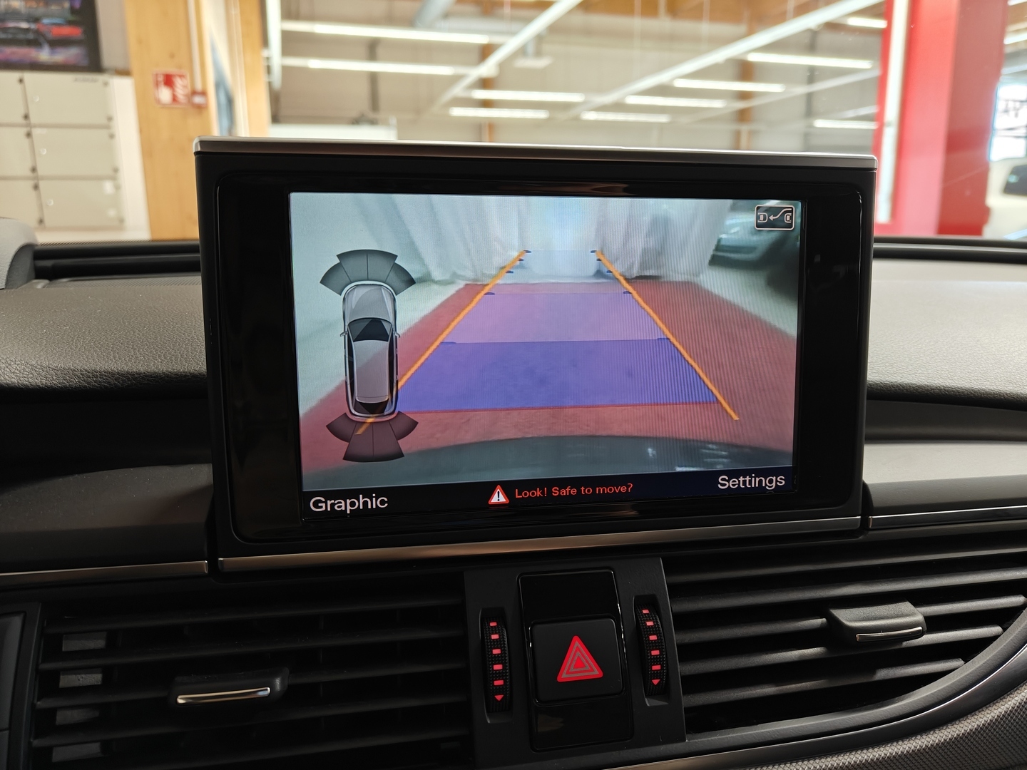 AUDI A6 allroad quattro 2013