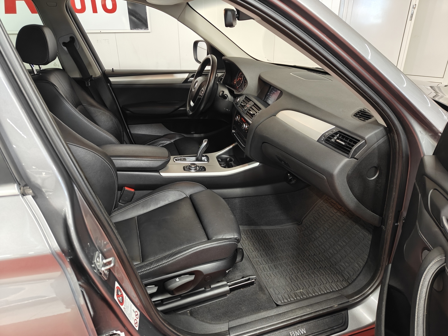 BMW X3 2011