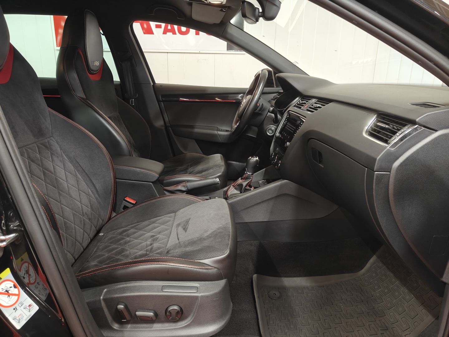 SKODA Octavia 10