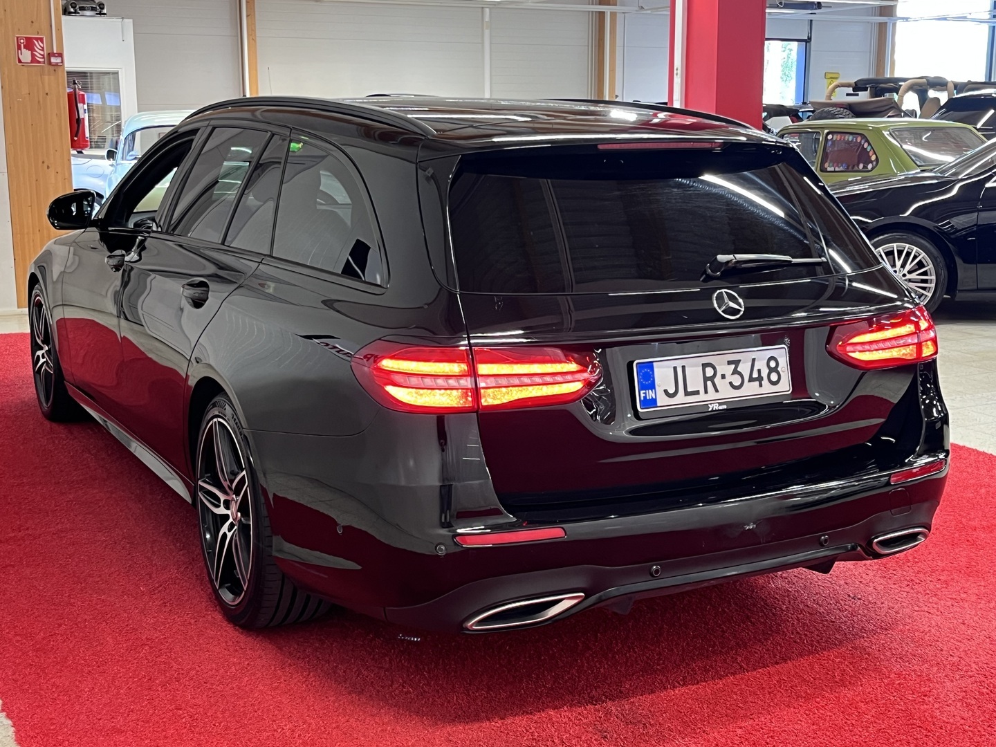 MERCEDES-BENZ E 2017