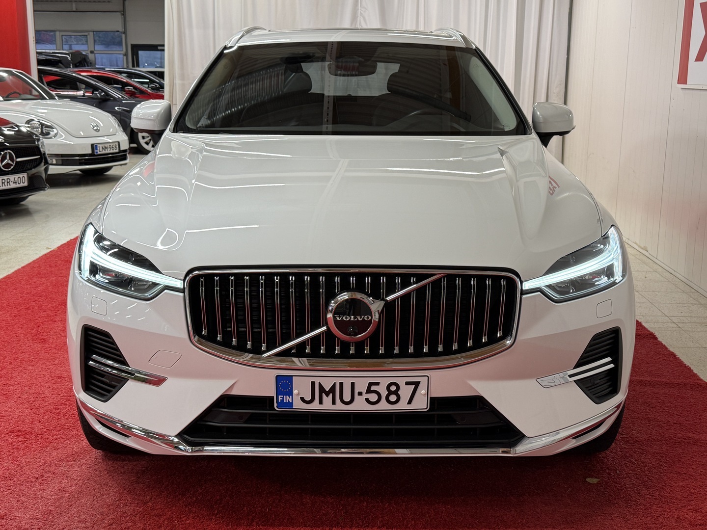 VOLVO XC60 2023