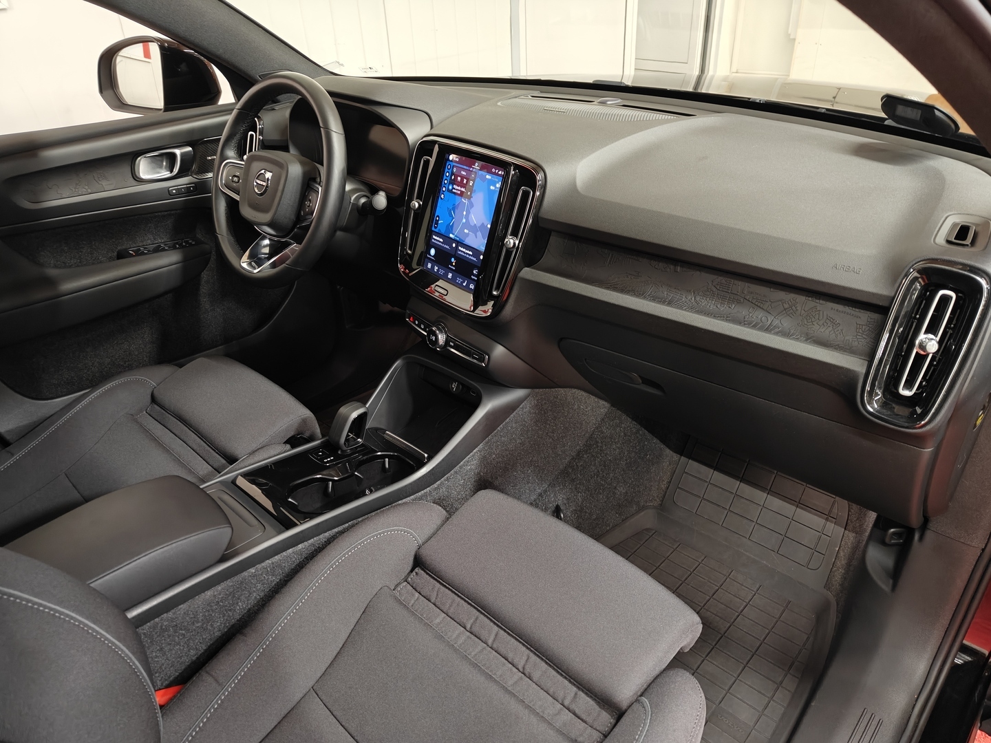 VOLVO C40 2023