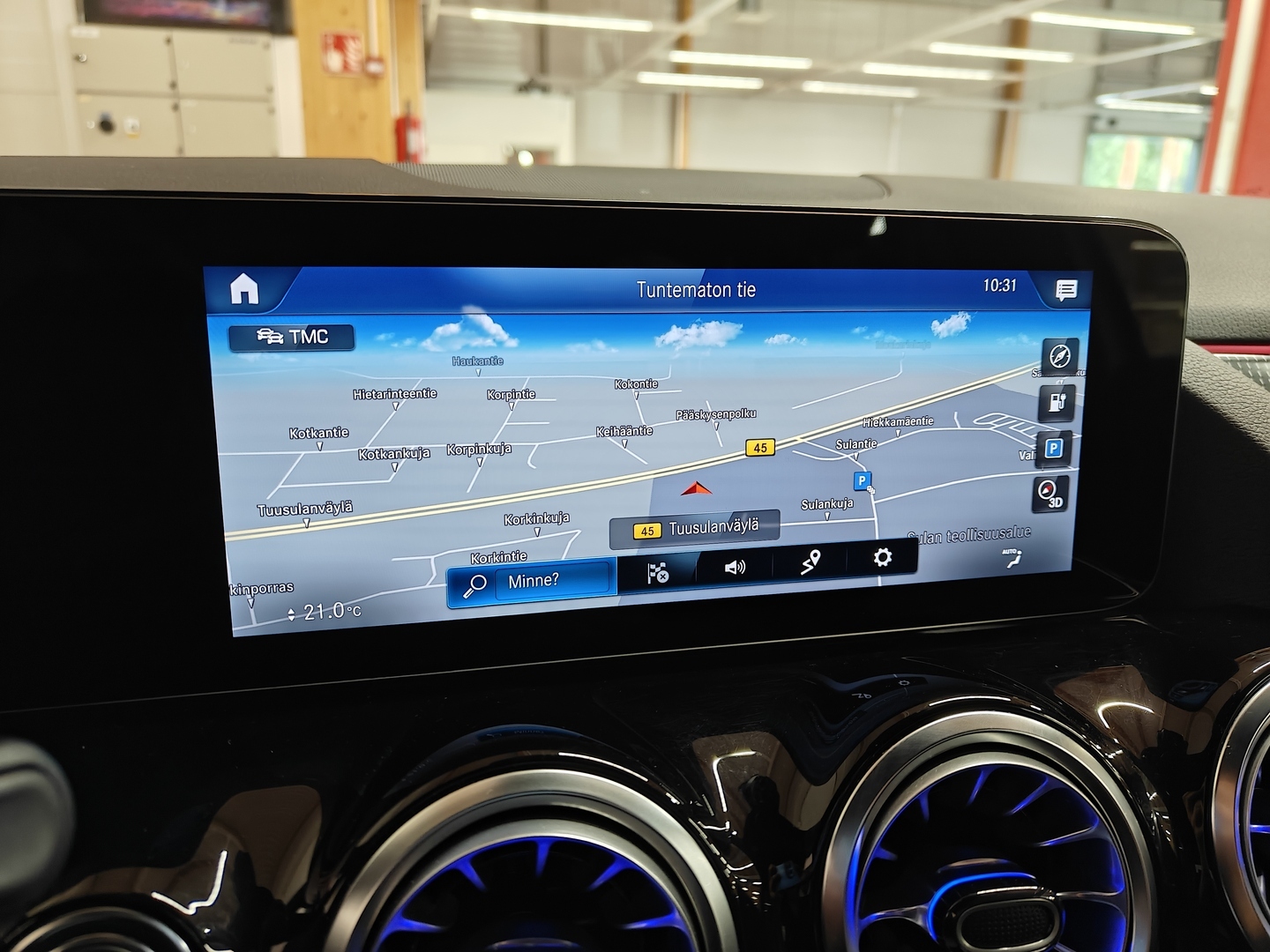 MERCEDES-BENZ EQA 2023
