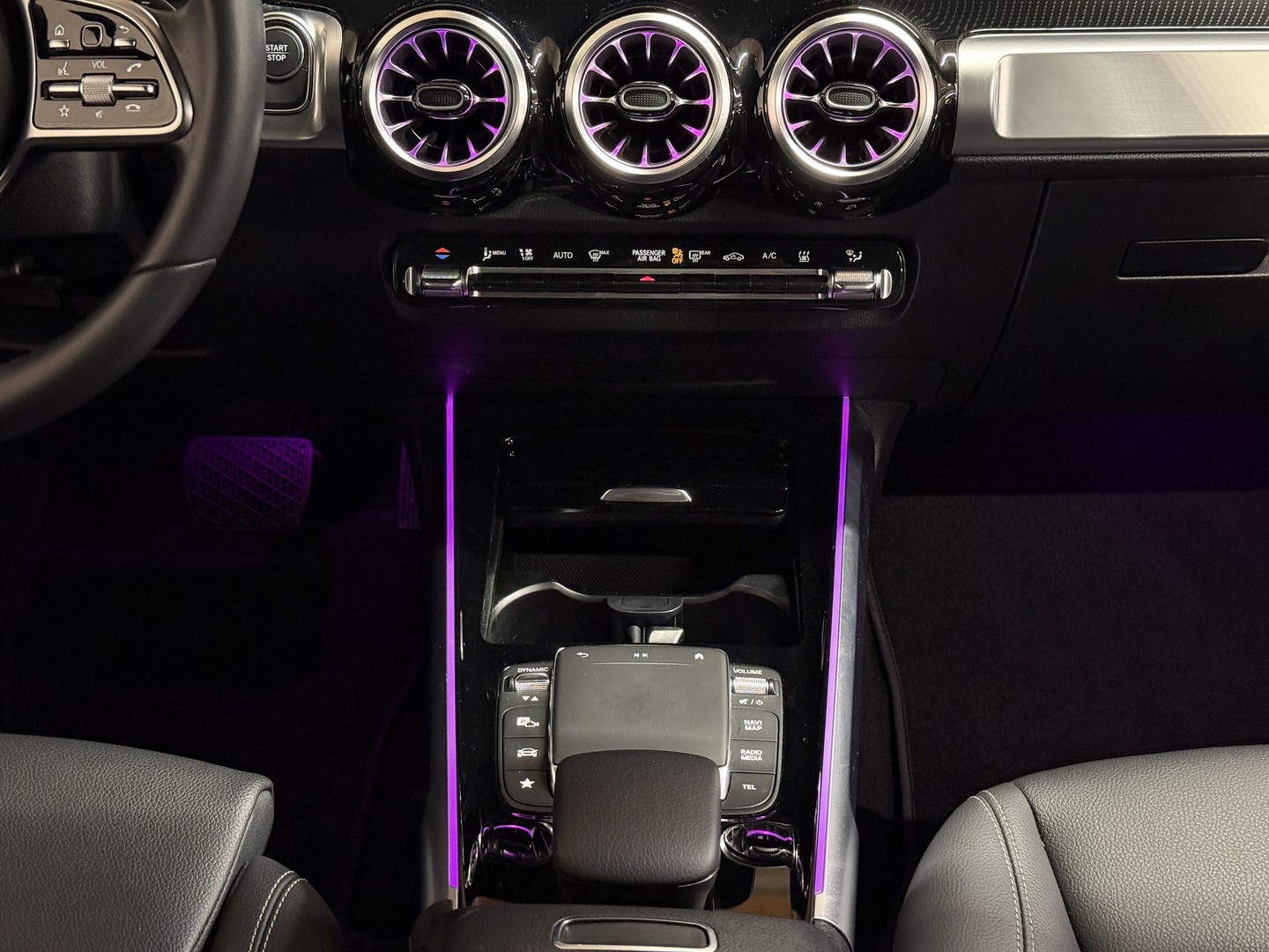 MERCEDES-BENZ EQB 2023