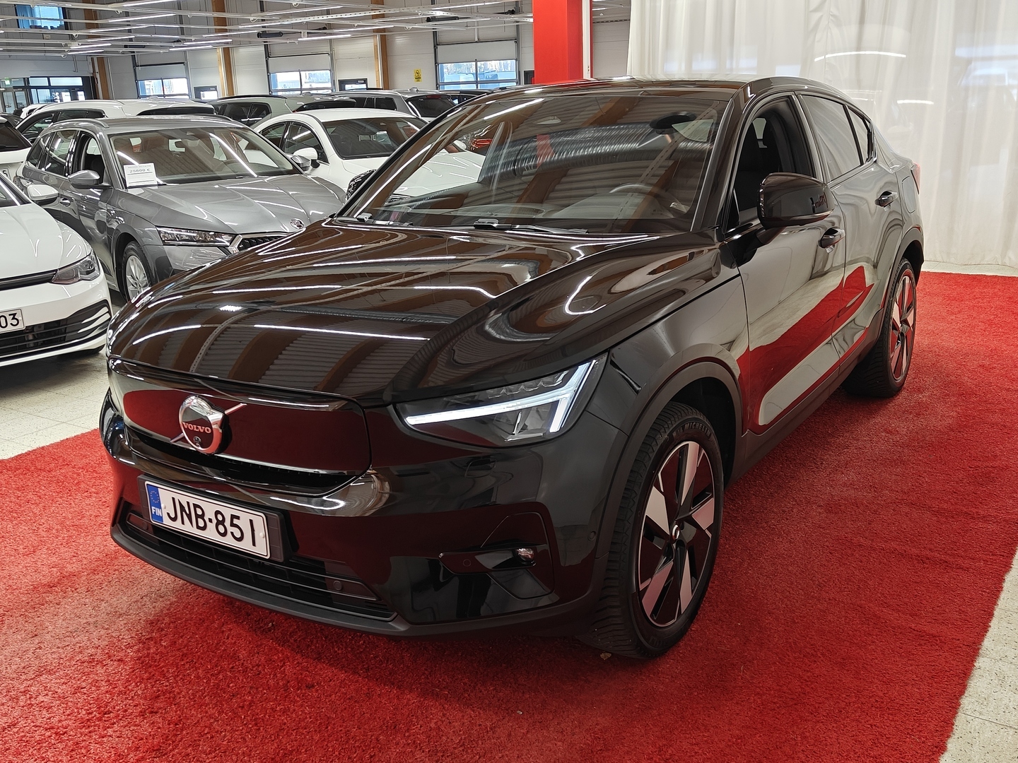 VOLVO C40 2024