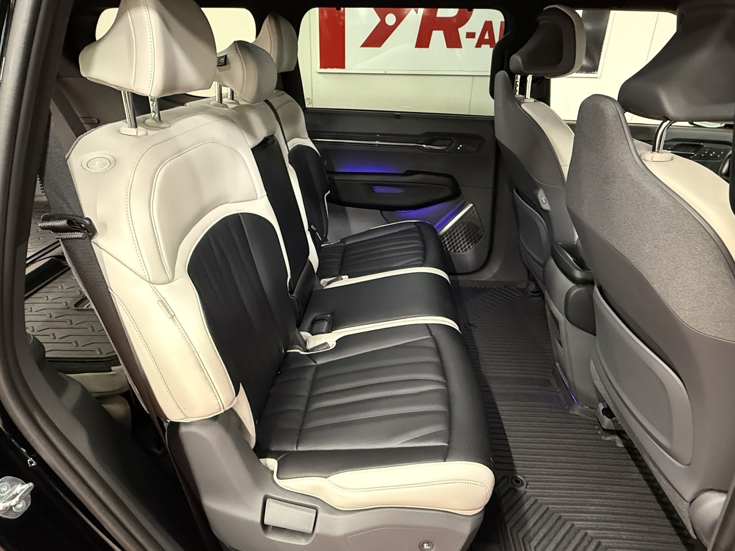 KIA EV9 2024