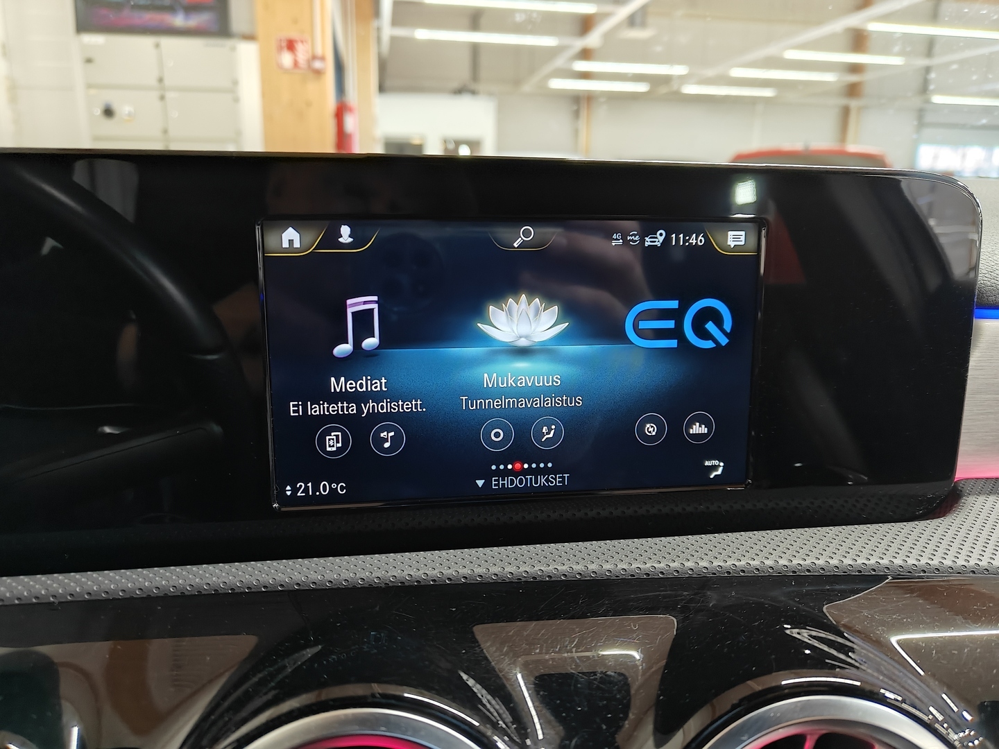 MERCEDES-BENZ A 2022