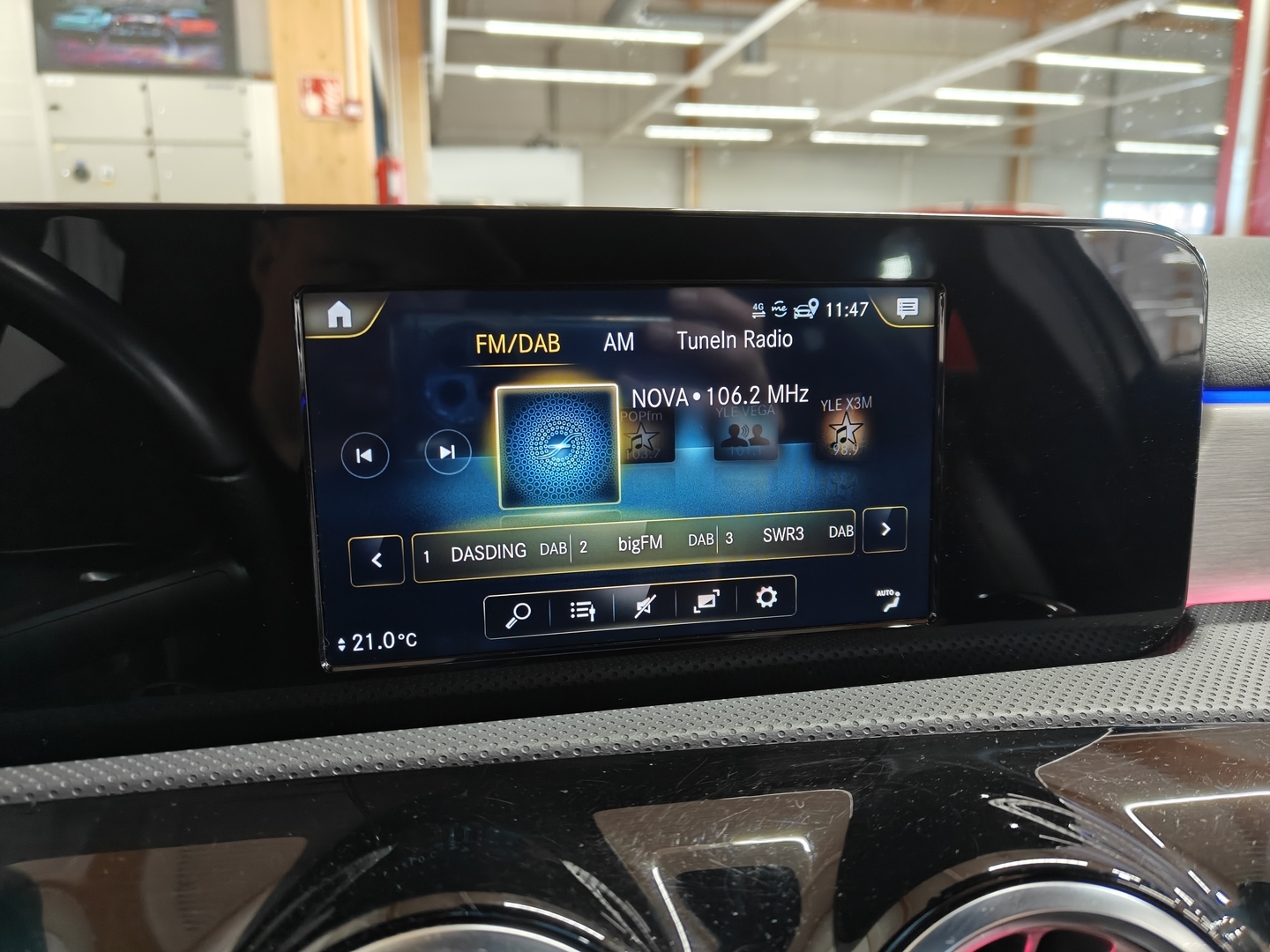 MERCEDES-BENZ A 2022