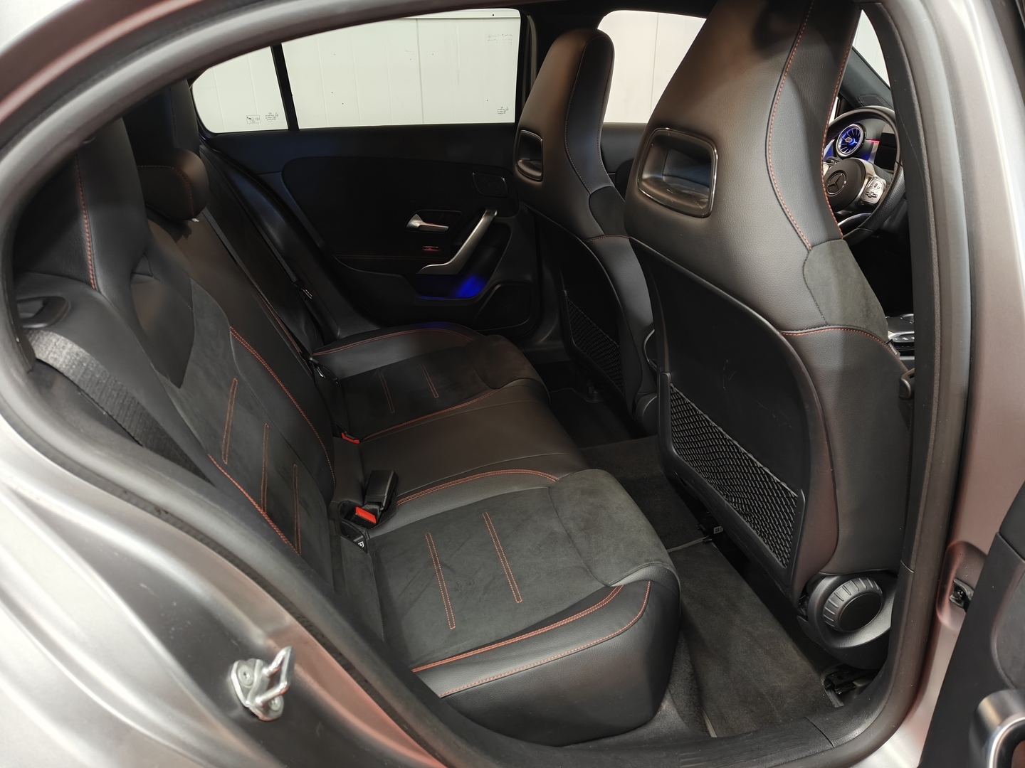 MERCEDES-BENZ A 2022