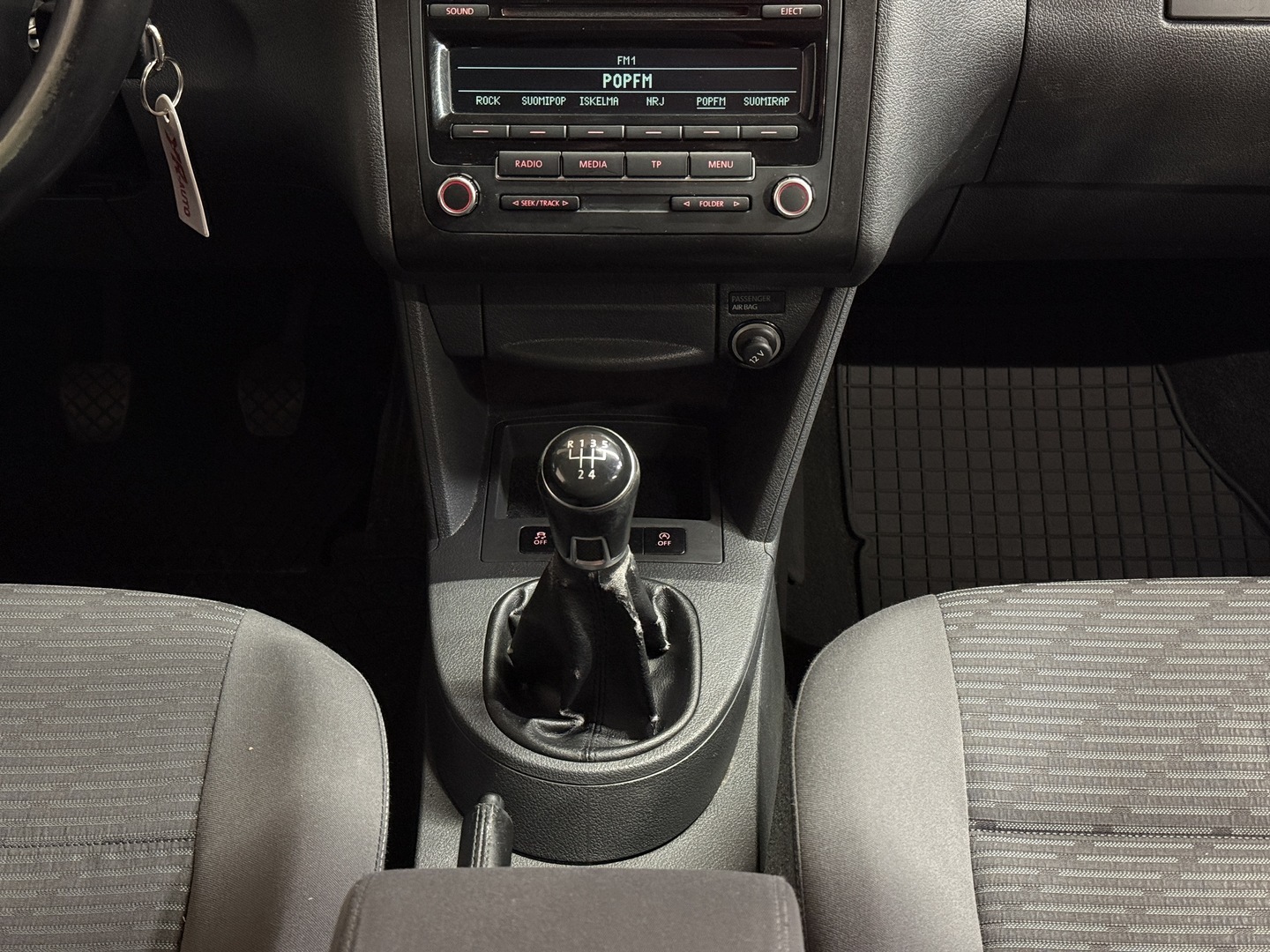 VOLKSWAGEN Caddy Maxi 2012