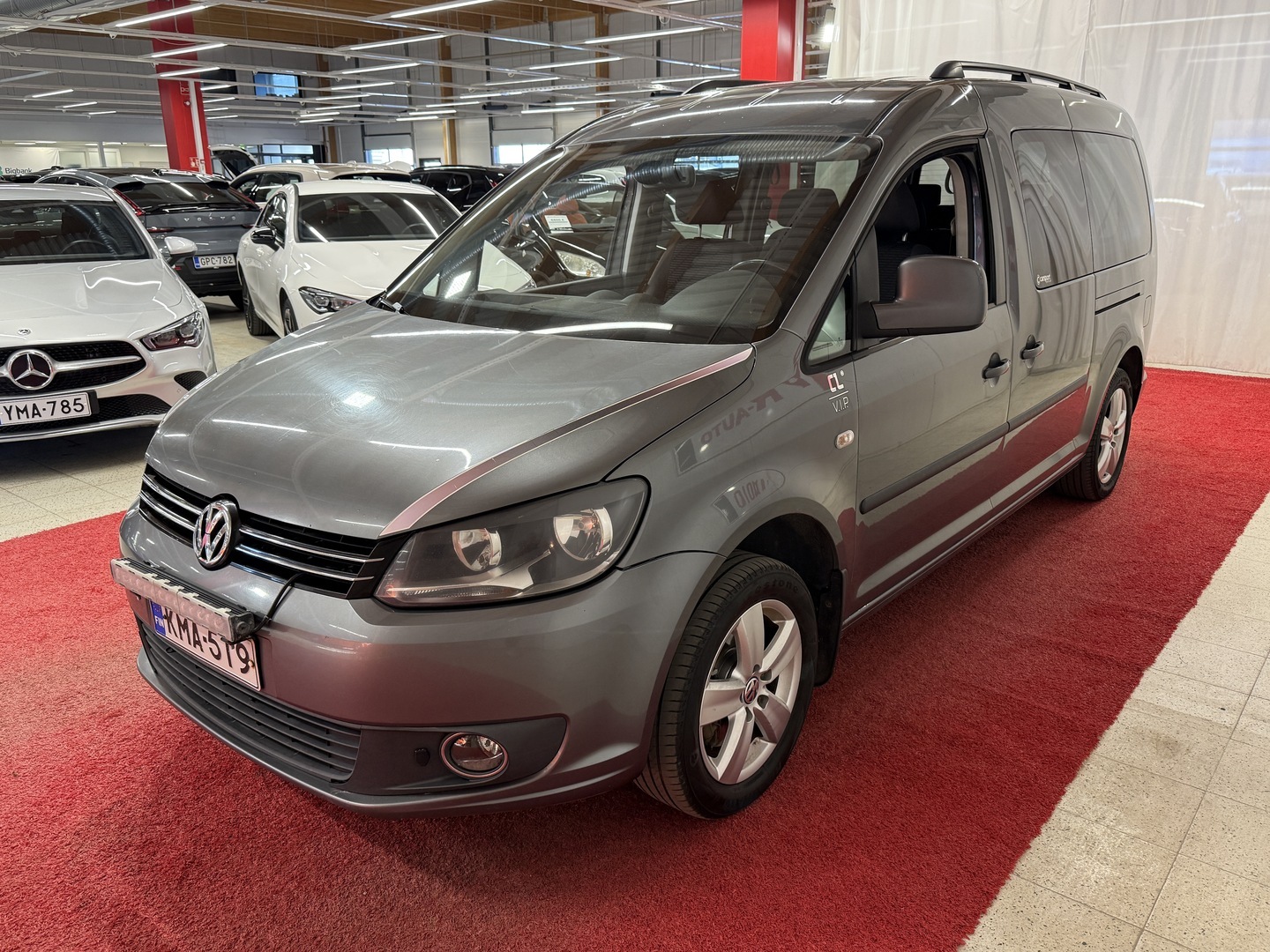 VOLKSWAGEN Caddy Maxi 2012
