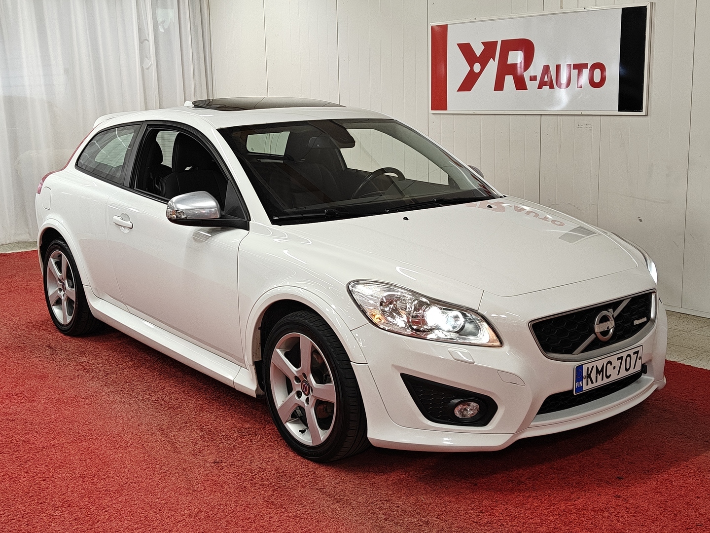 VOLVO C30 2012