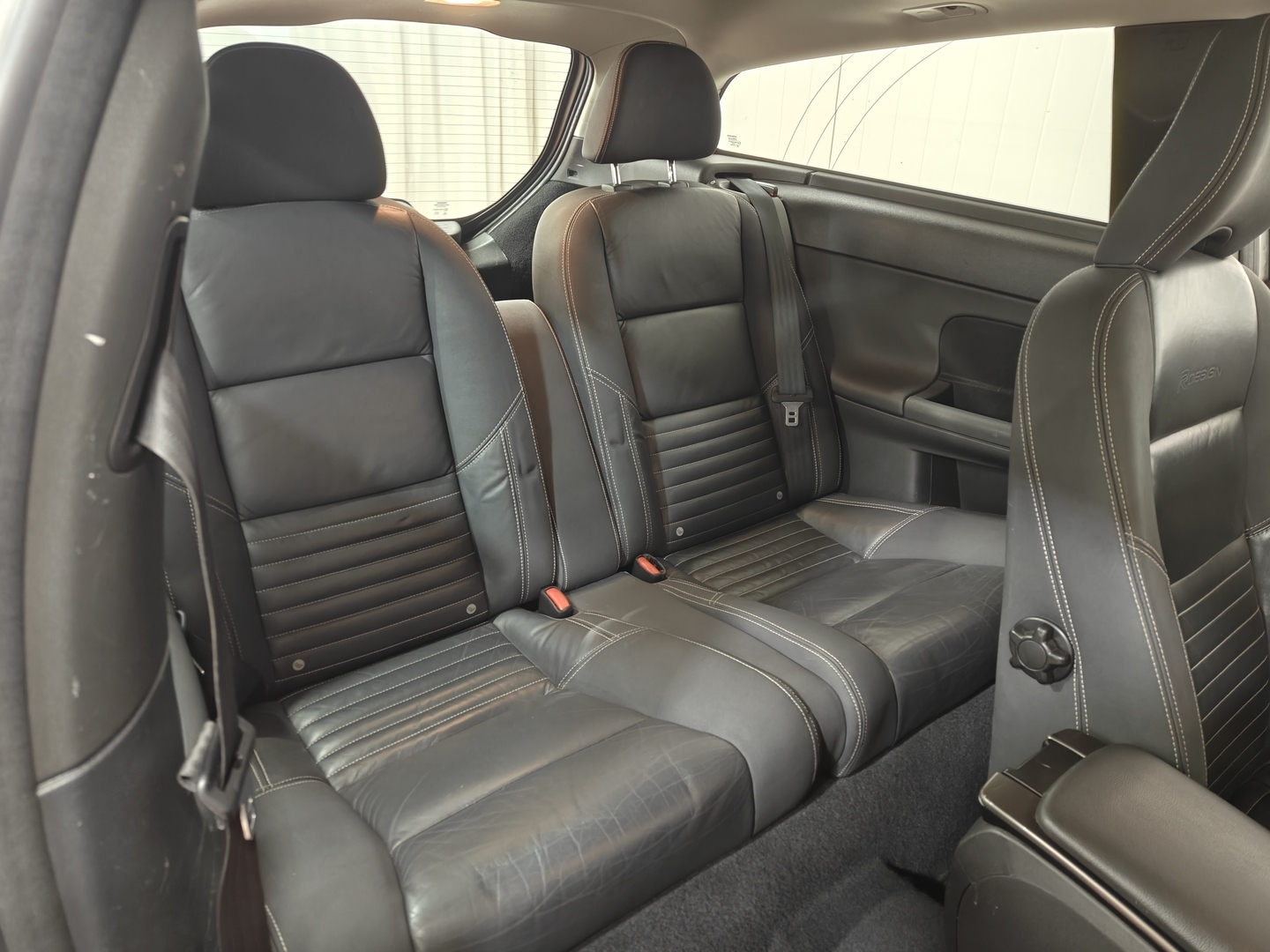 VOLVO C30 2012