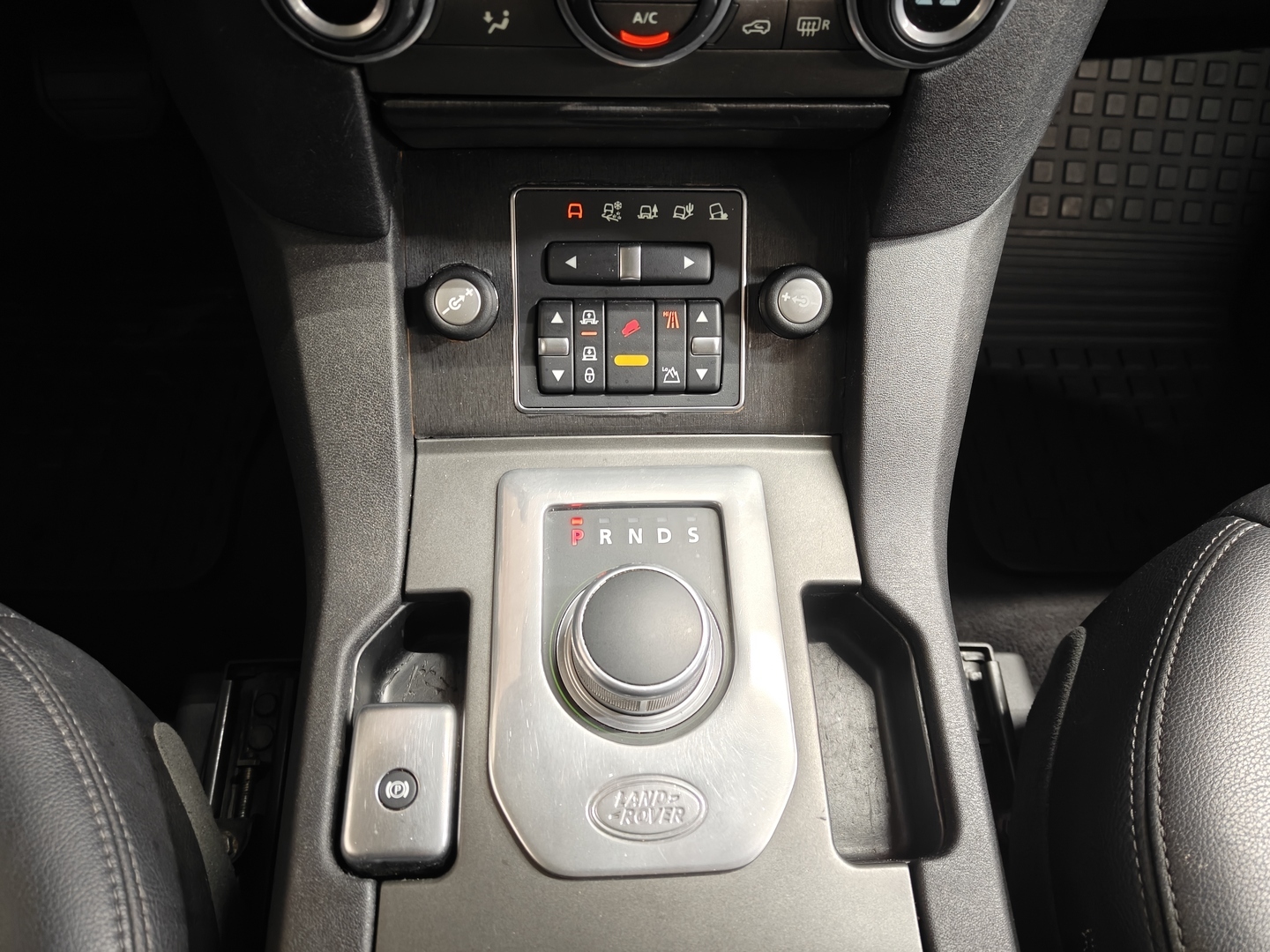 LAND ROVER Discovery 2012