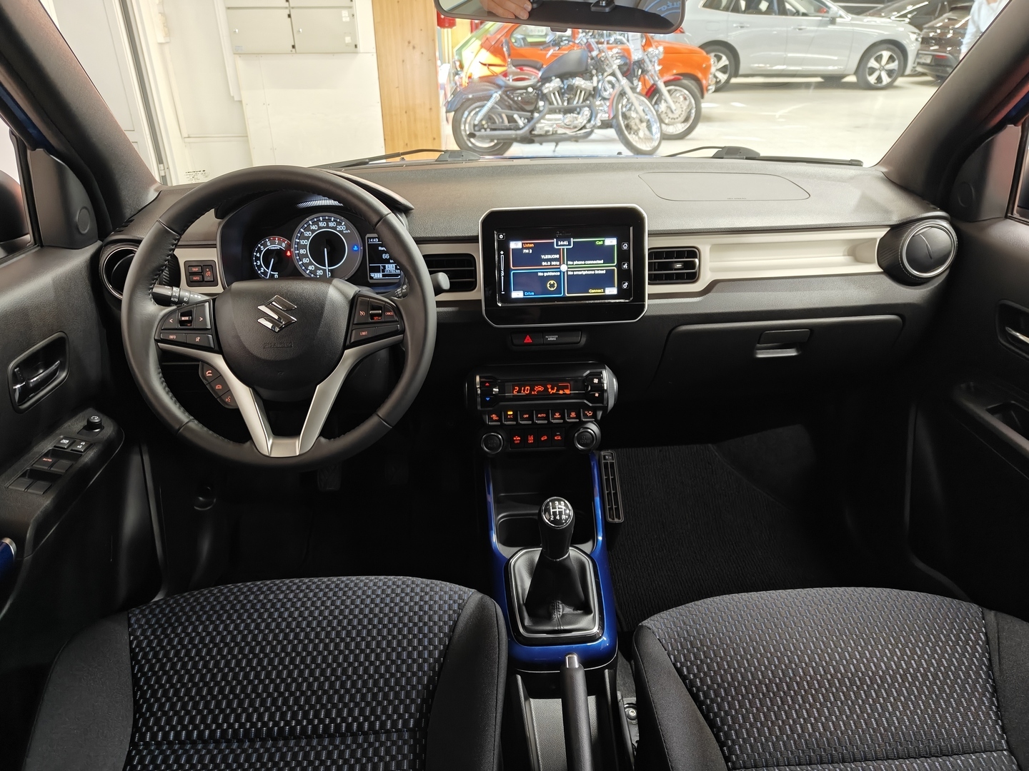 SUZUKI Ignis 19