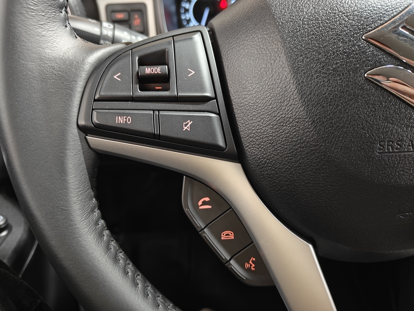 SUZUKI Ignis 25