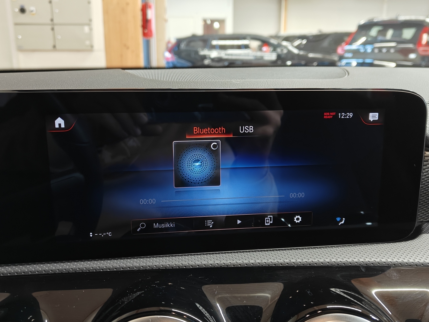 MERCEDES-BENZ CLA 2023