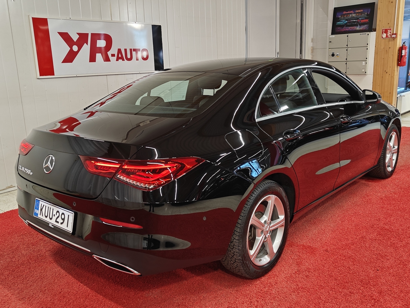 MERCEDES-BENZ CLA 2023