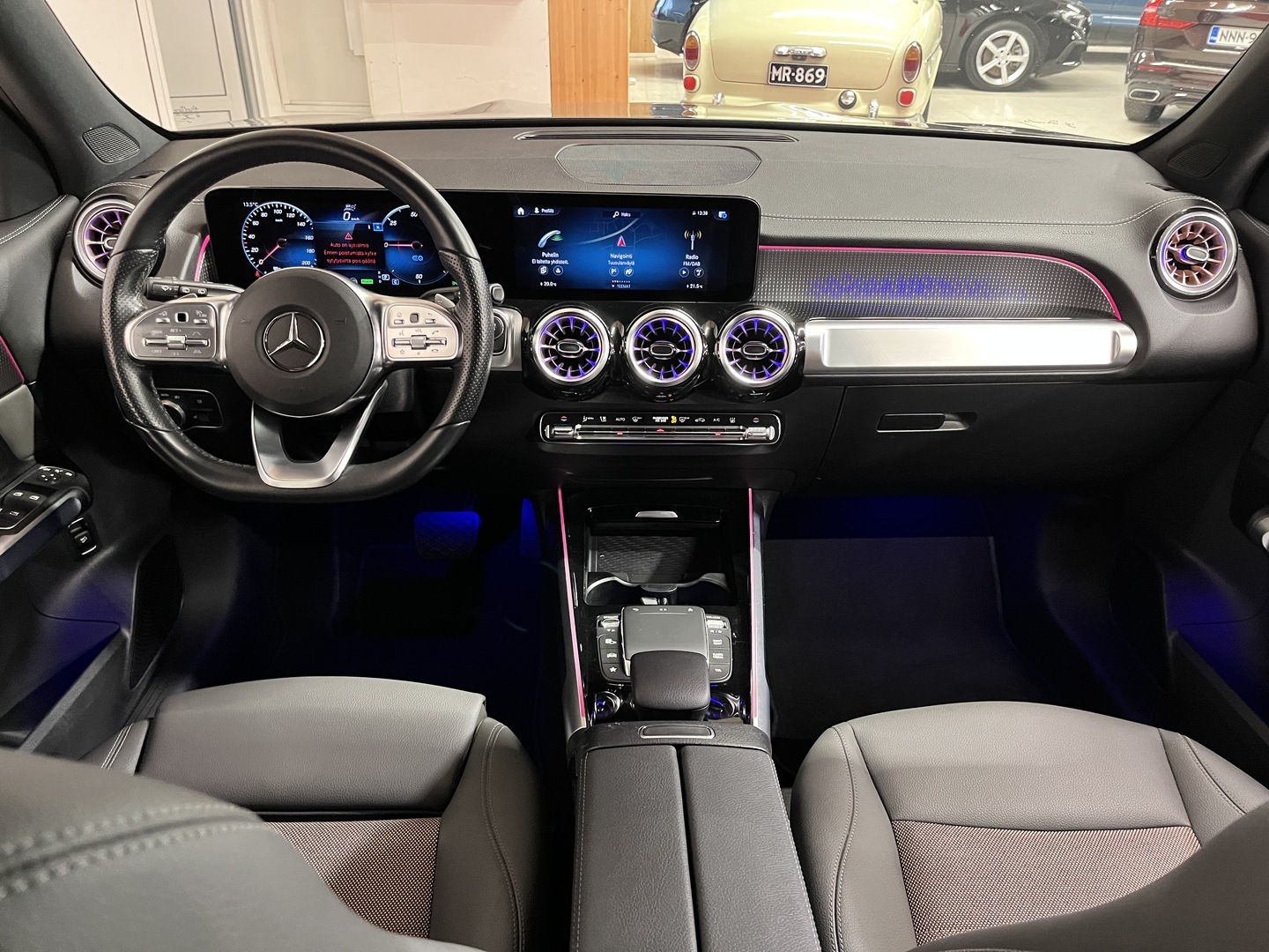 MERCEDES-BENZ EQB 2023