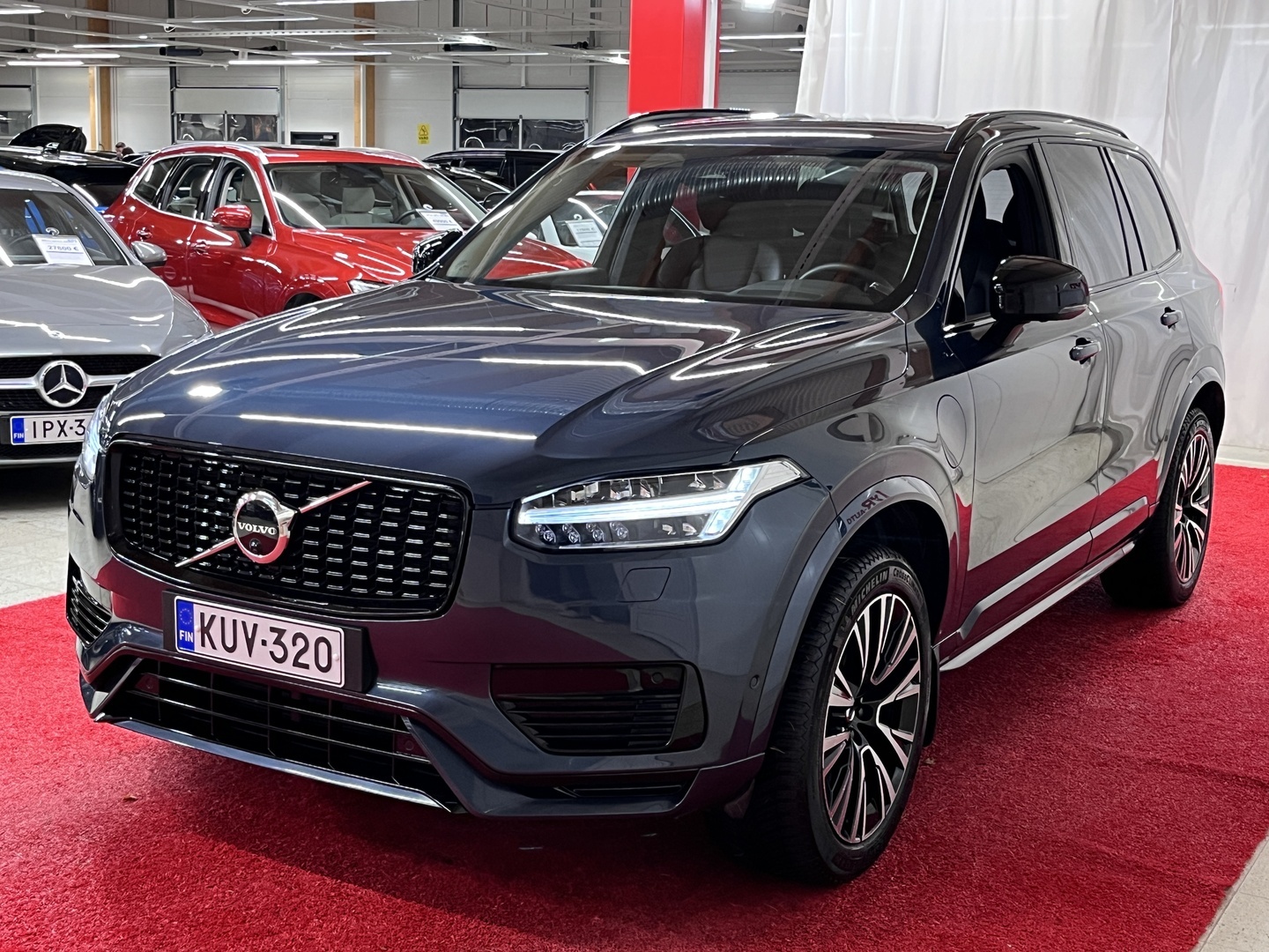 VOLVO XC90 2023
