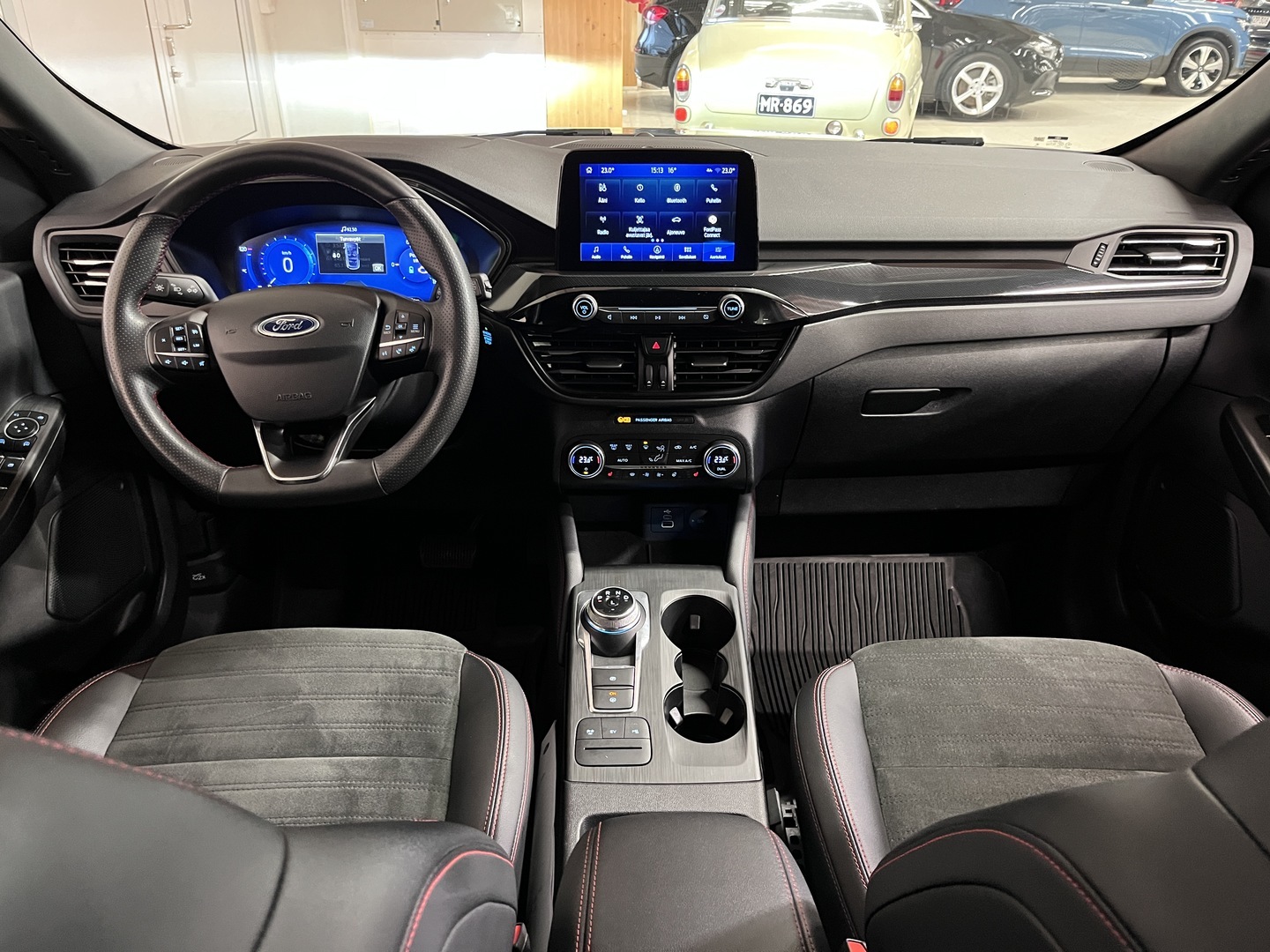 FORD Kuga 2023