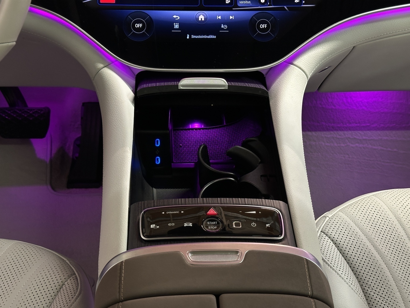 MERCEDES-BENZ EQS SUV 18
