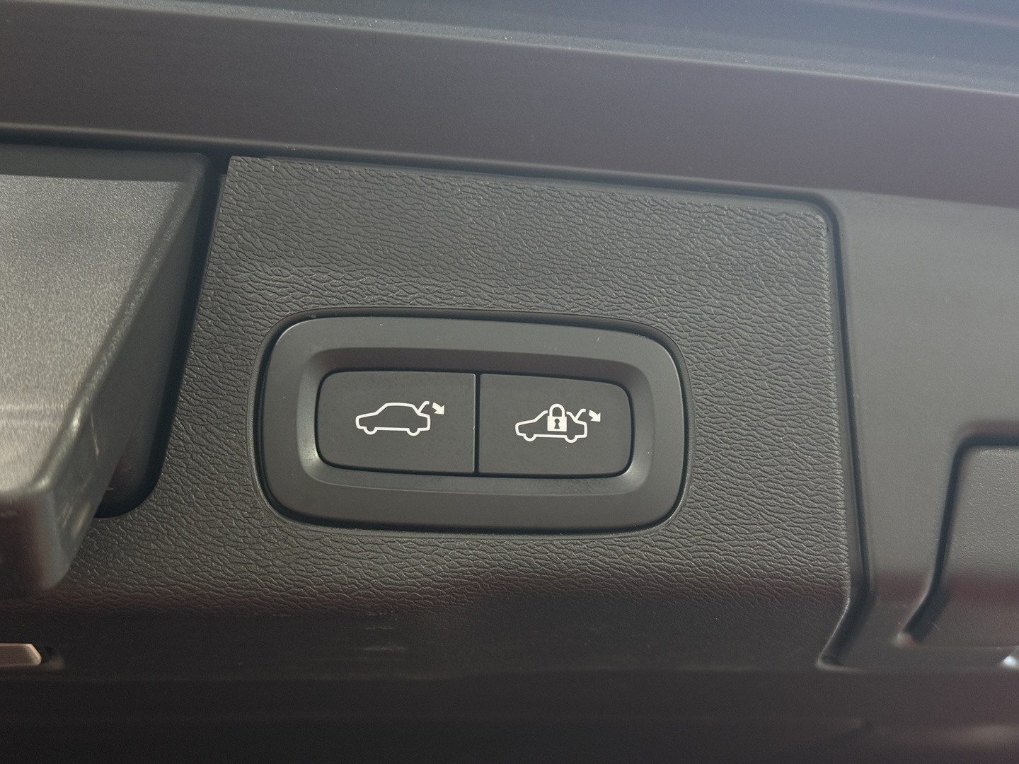 VOLVO XC60 14