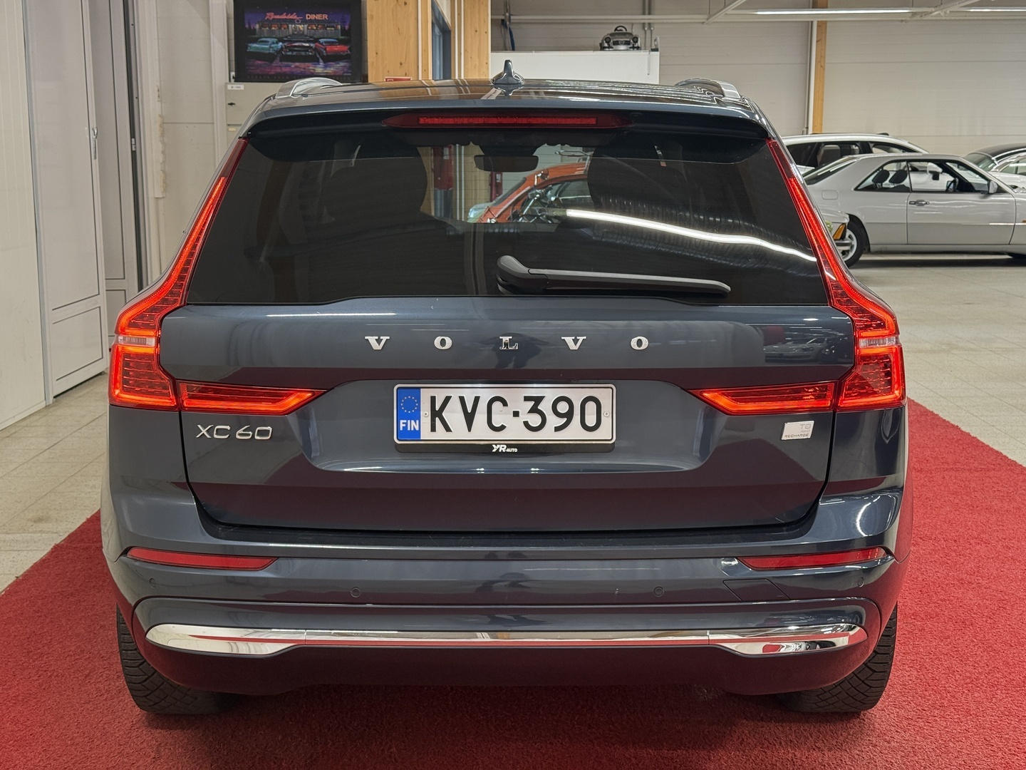 VOLVO XC60 5
