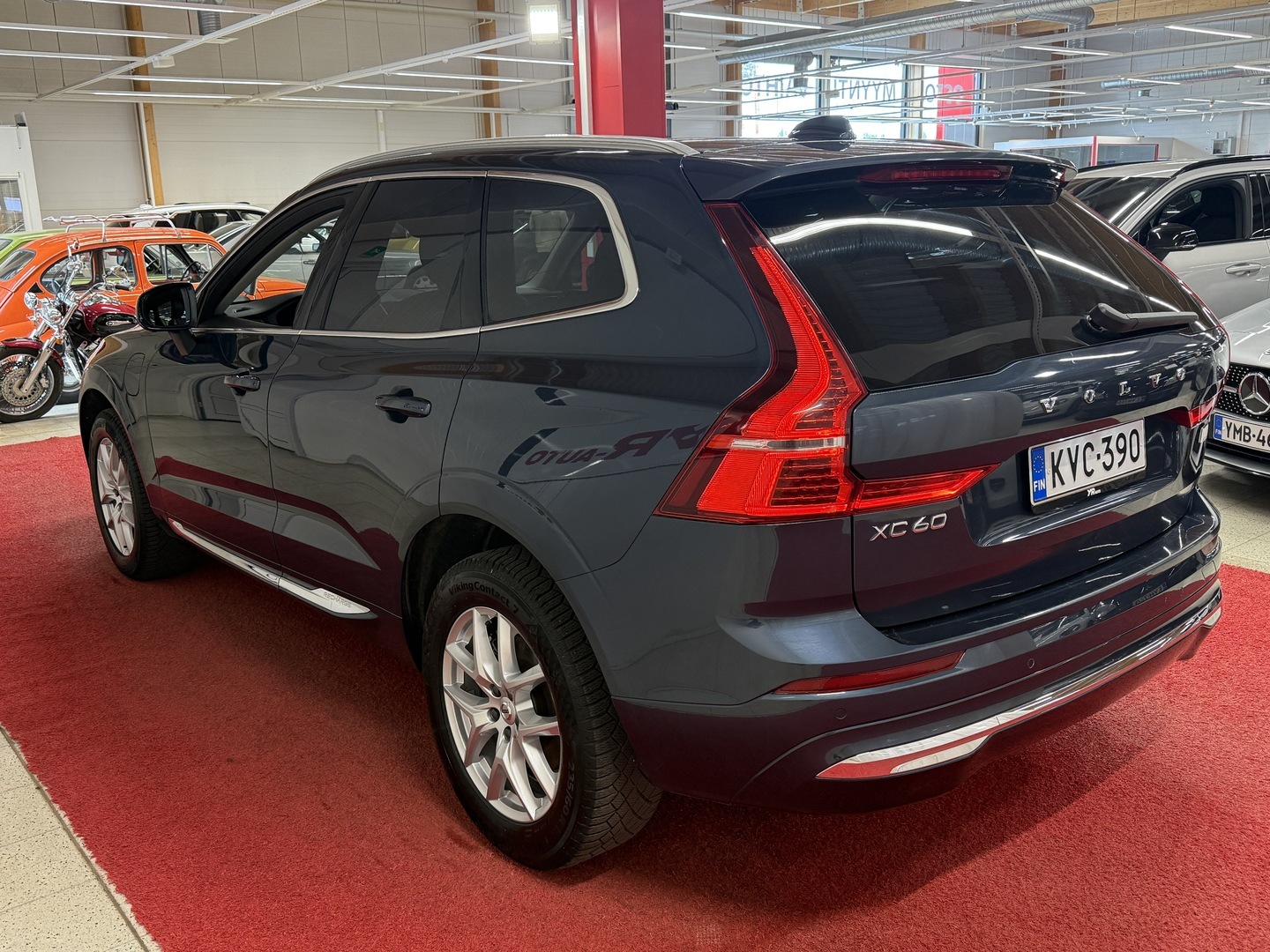 VOLVO XC60 7