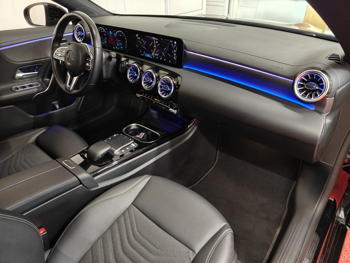 MERCEDES-BENZ CLA 2023