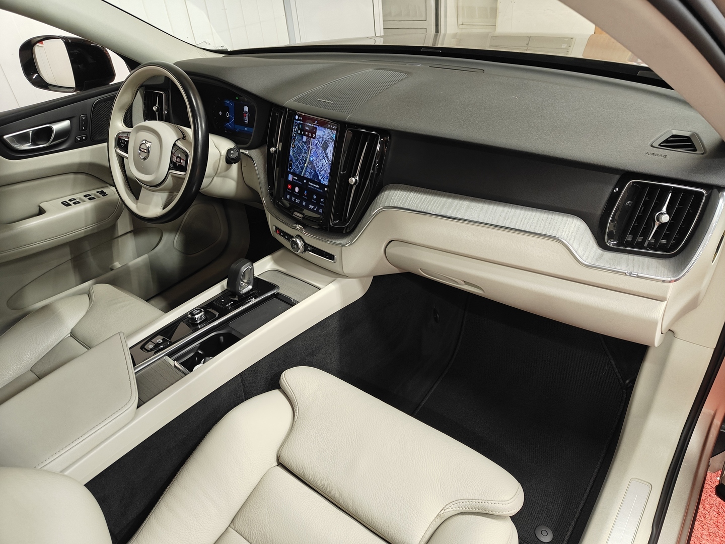 VOLVO XC60 13