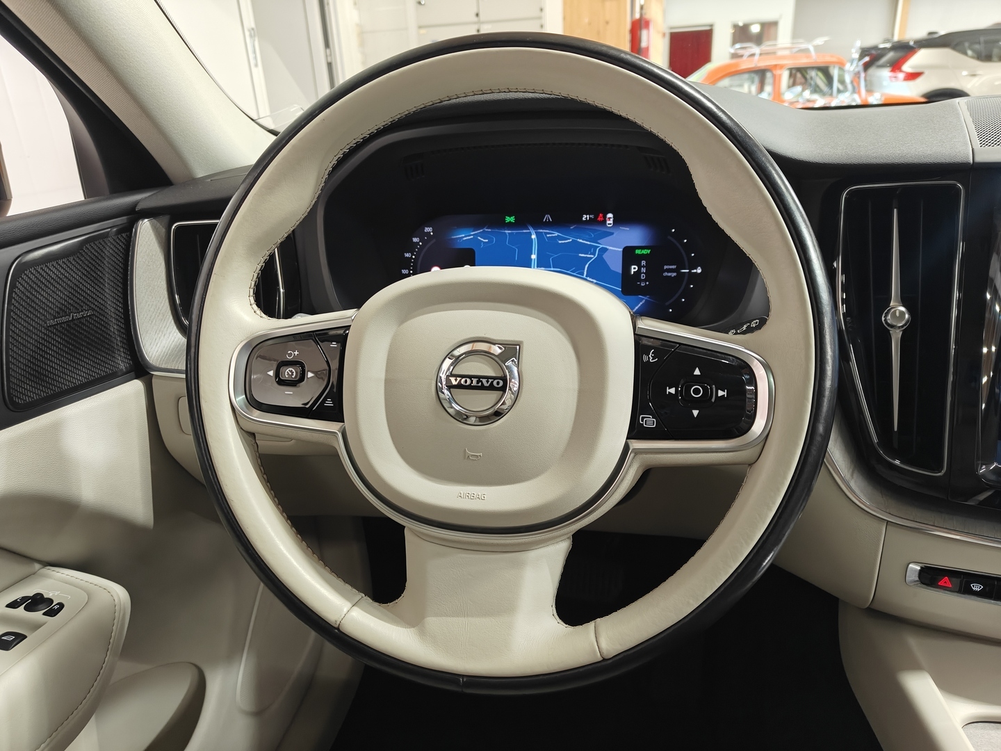 VOLVO XC60 34