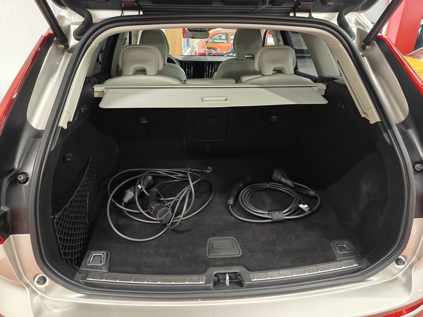 VOLVO XC60 5