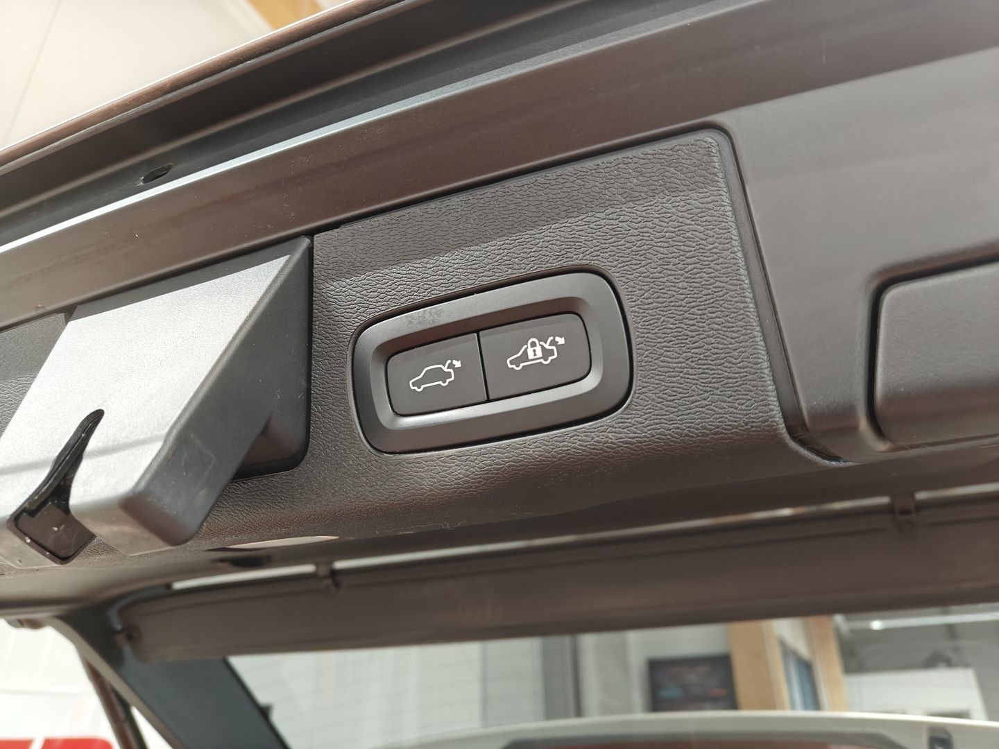 VOLVO XC60 6