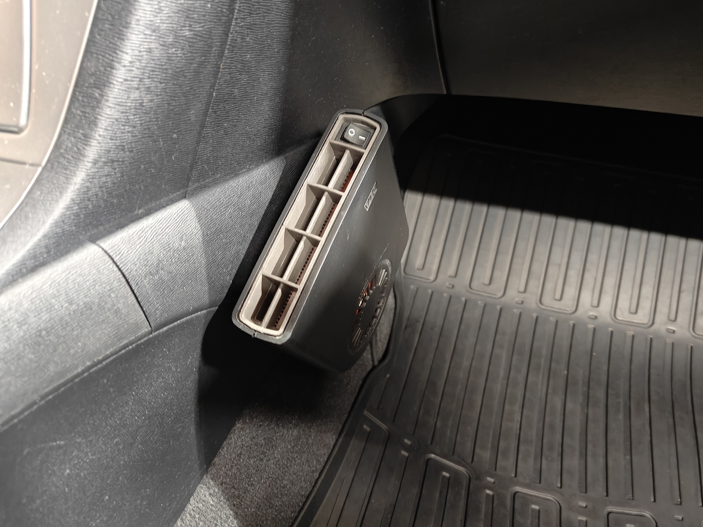 TOYOTA Avensis 2013