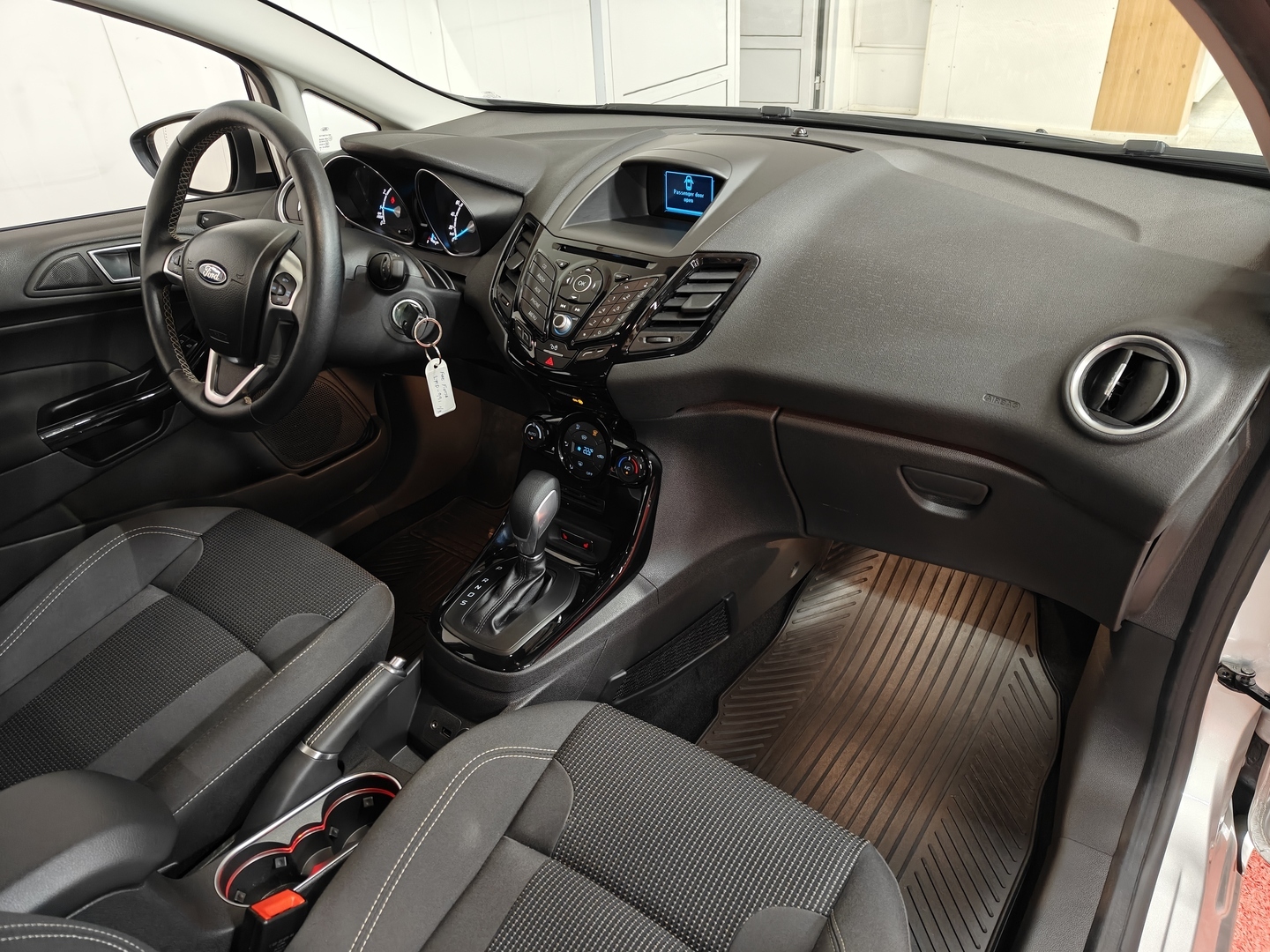 FORD Fiesta 2015