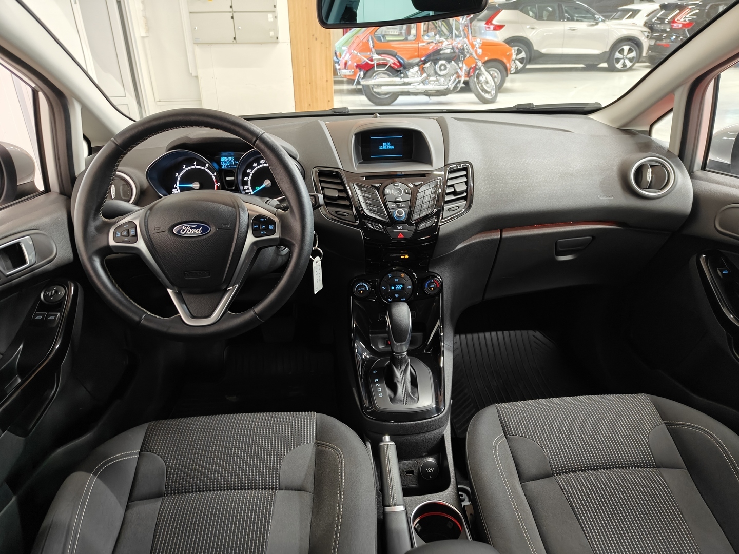 FORD Fiesta 2015