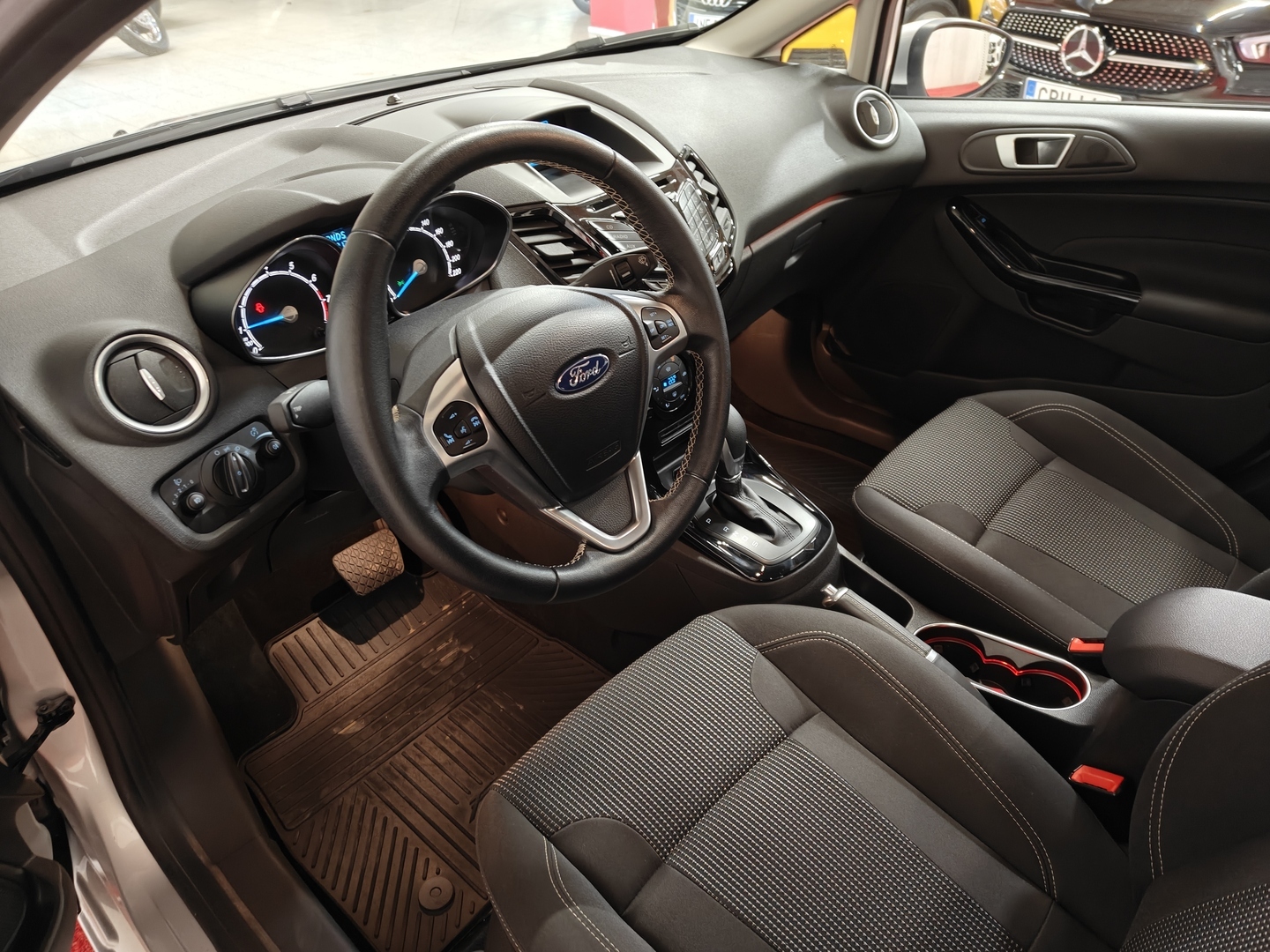 FORD Fiesta 2015