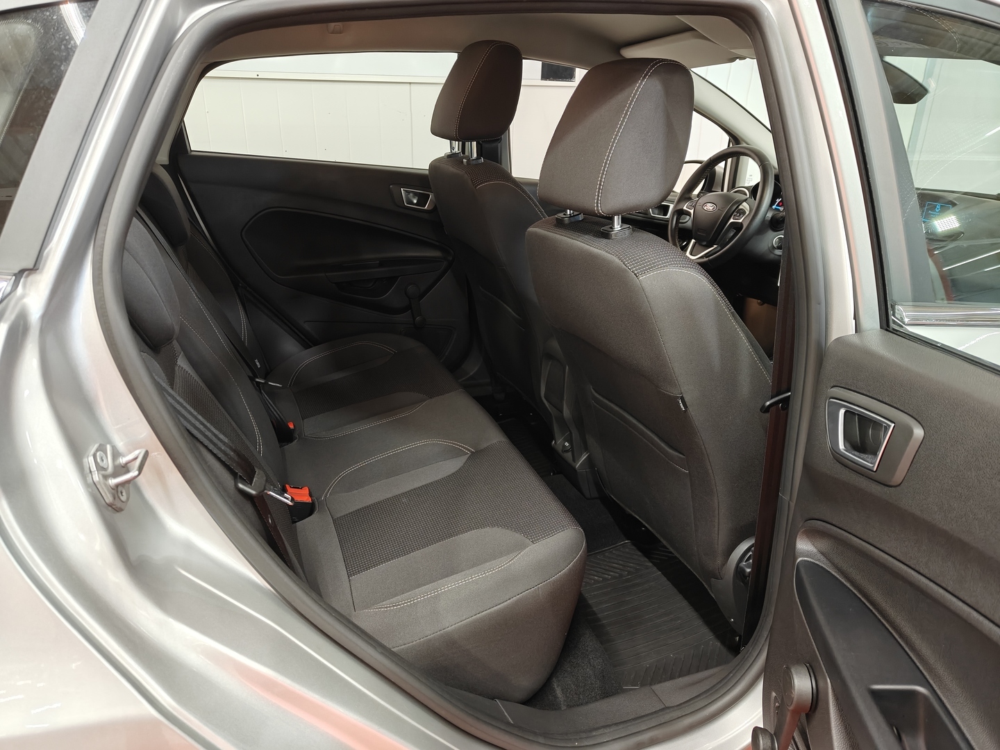 FORD Fiesta 2015